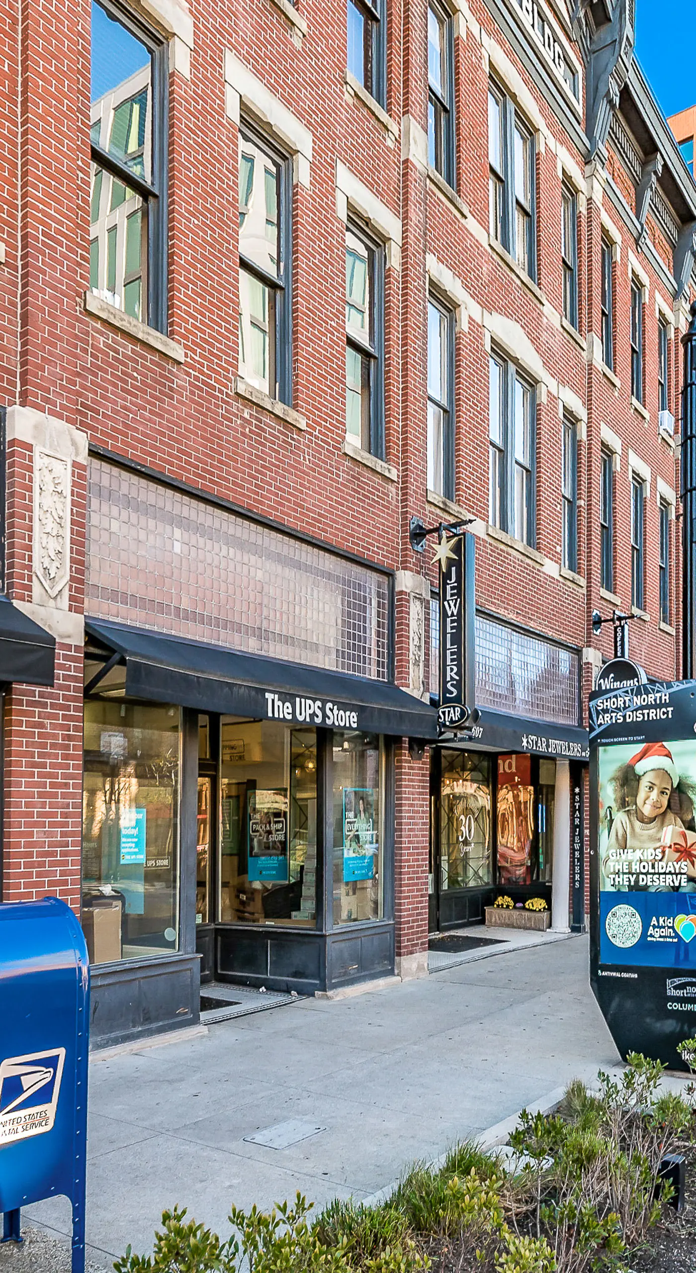 Walk to Convention Center, Secured Apt in Columbus