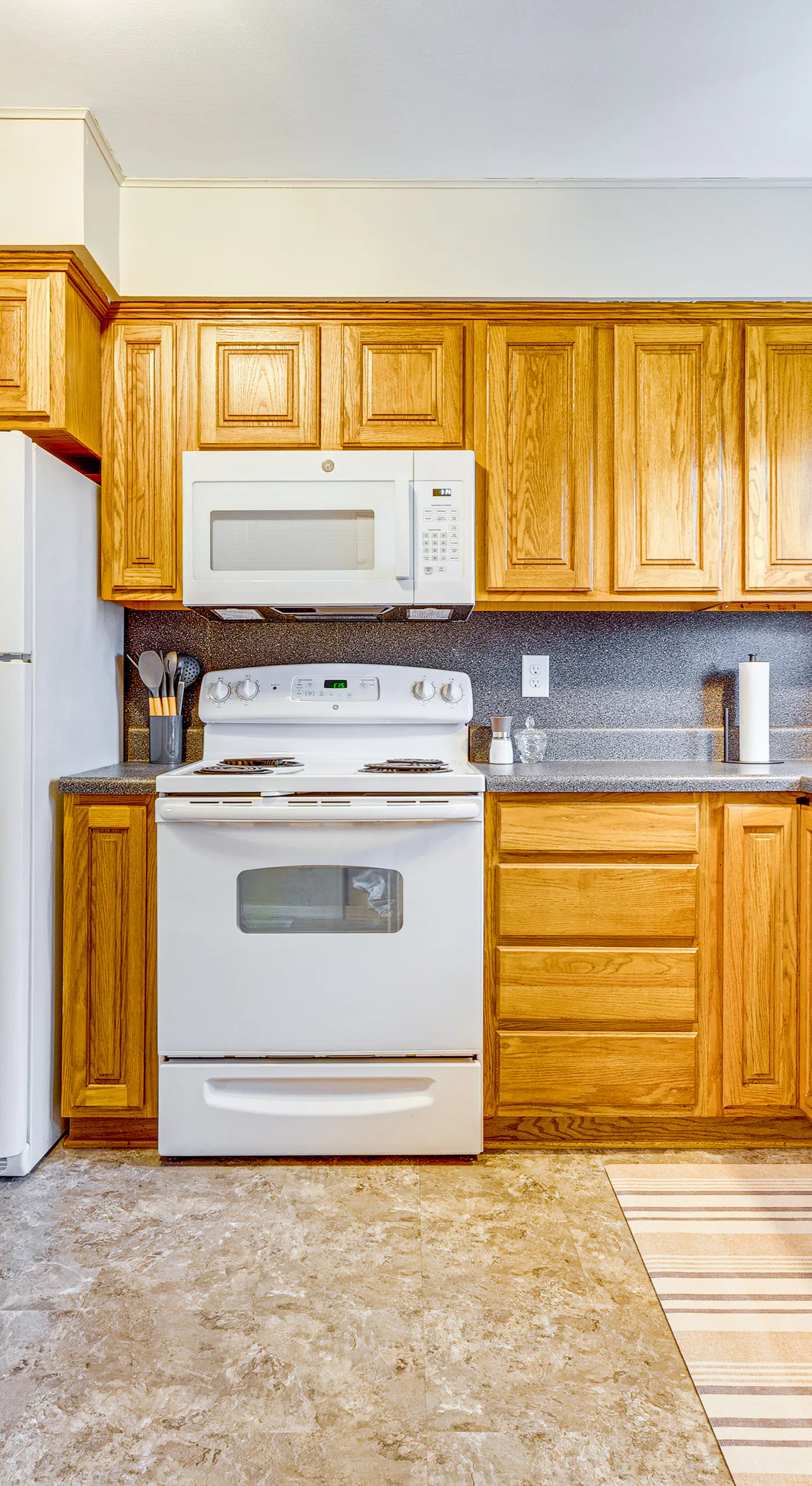 10 Mi to Dtwn: Pet-Friendly Retreat in Columbus