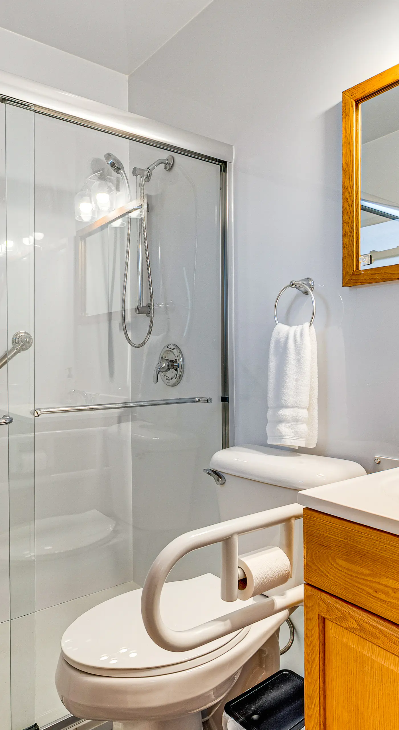 10 Mi to Dtwn: Pet-Friendly Retreat in Columbus