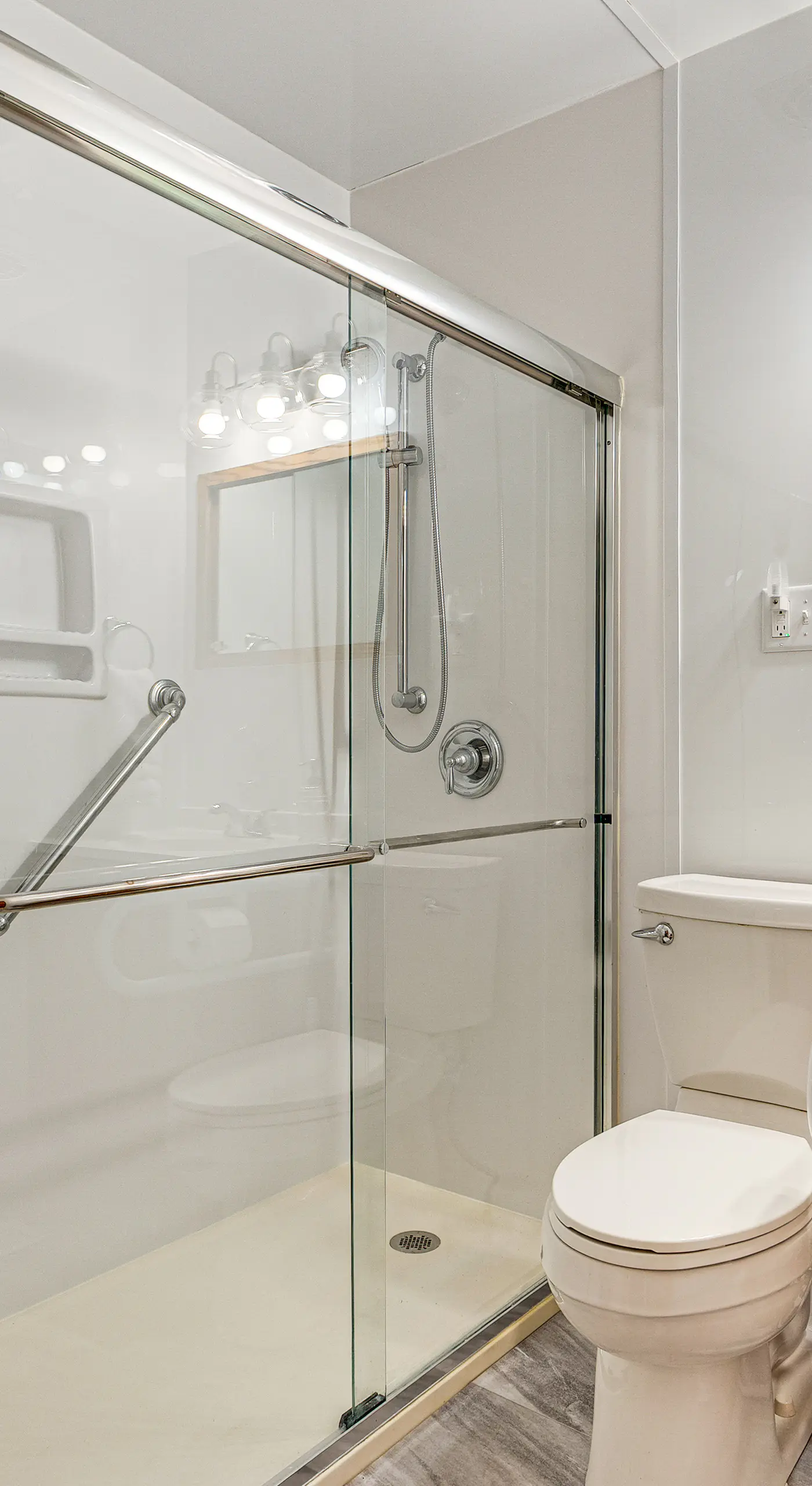 10 Mi to Dtwn: Pet-Friendly Retreat in Columbus