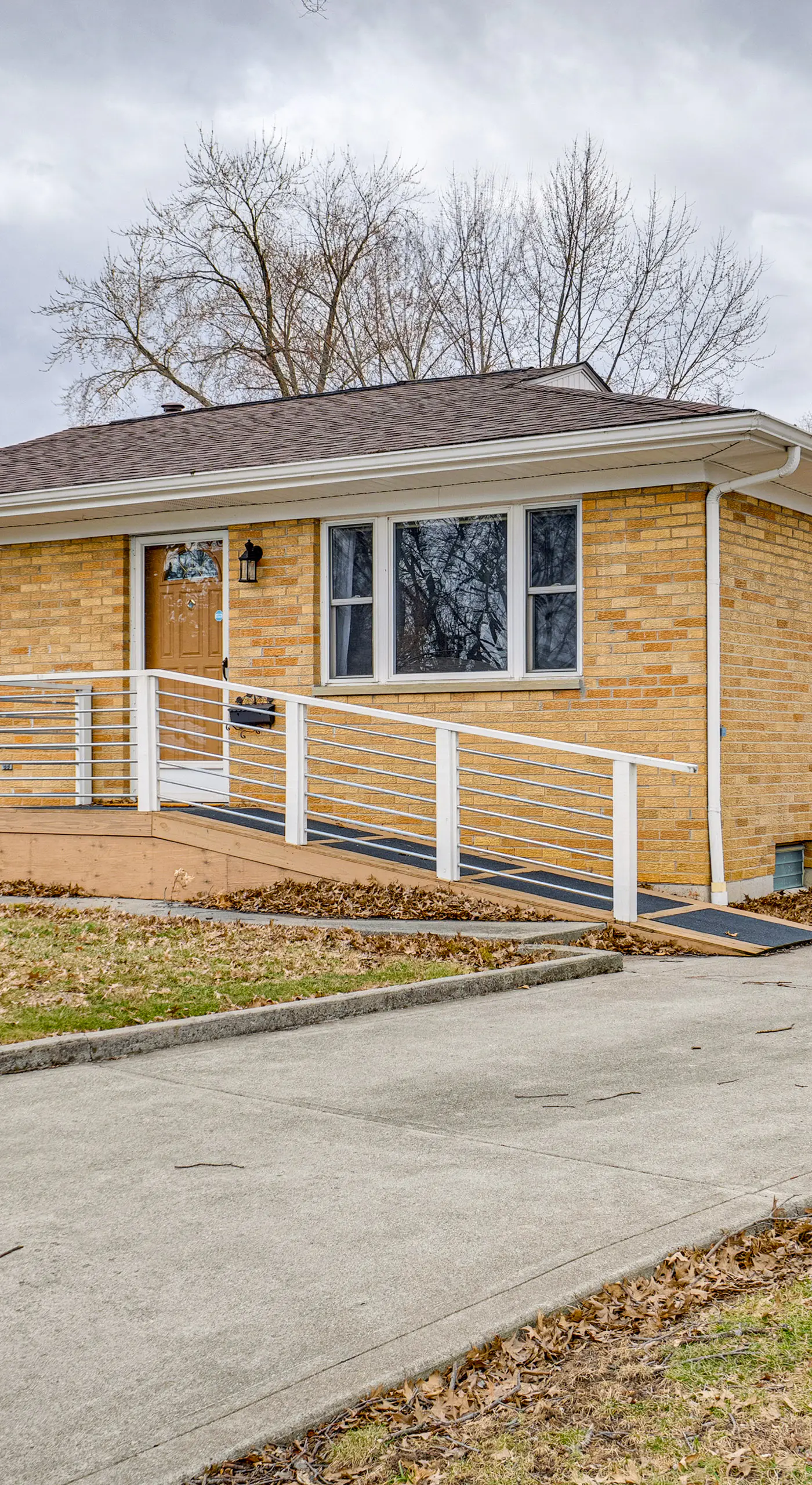 10 Mi to Dtwn: Pet-Friendly Retreat in Columbus
