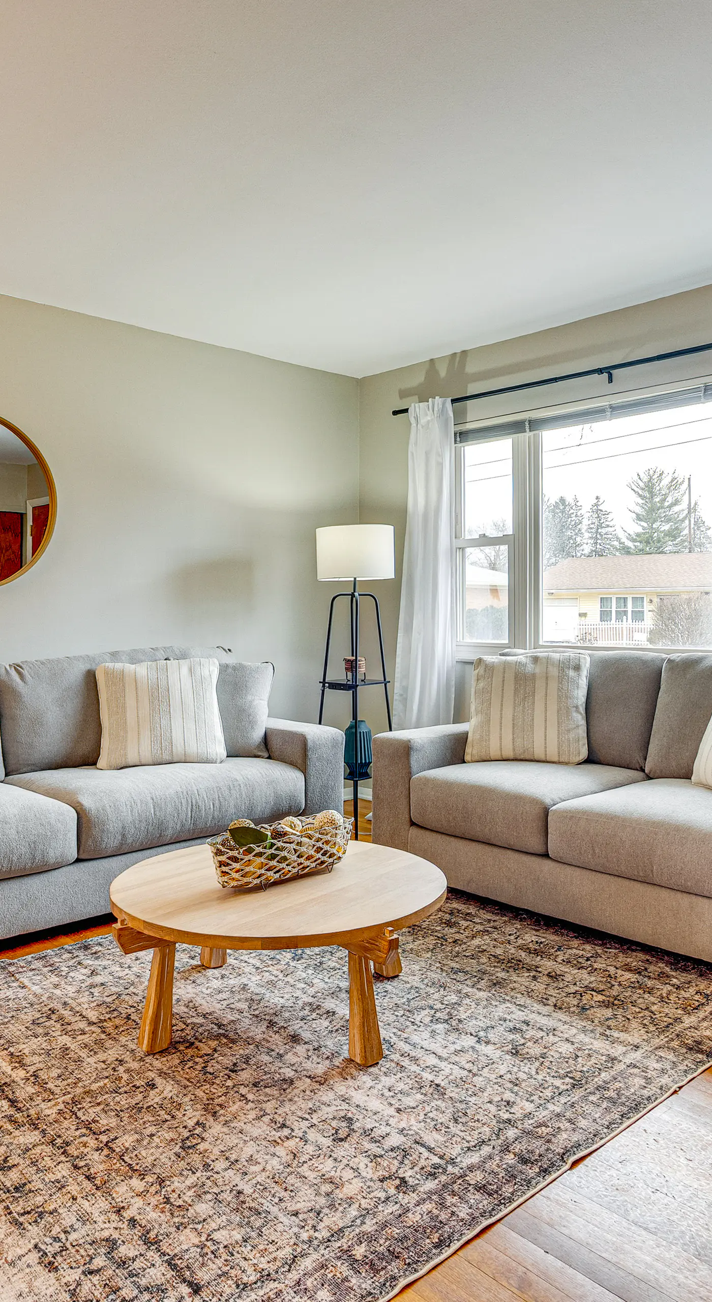 10 Mi to Dtwn: Pet-Friendly Retreat in Columbus