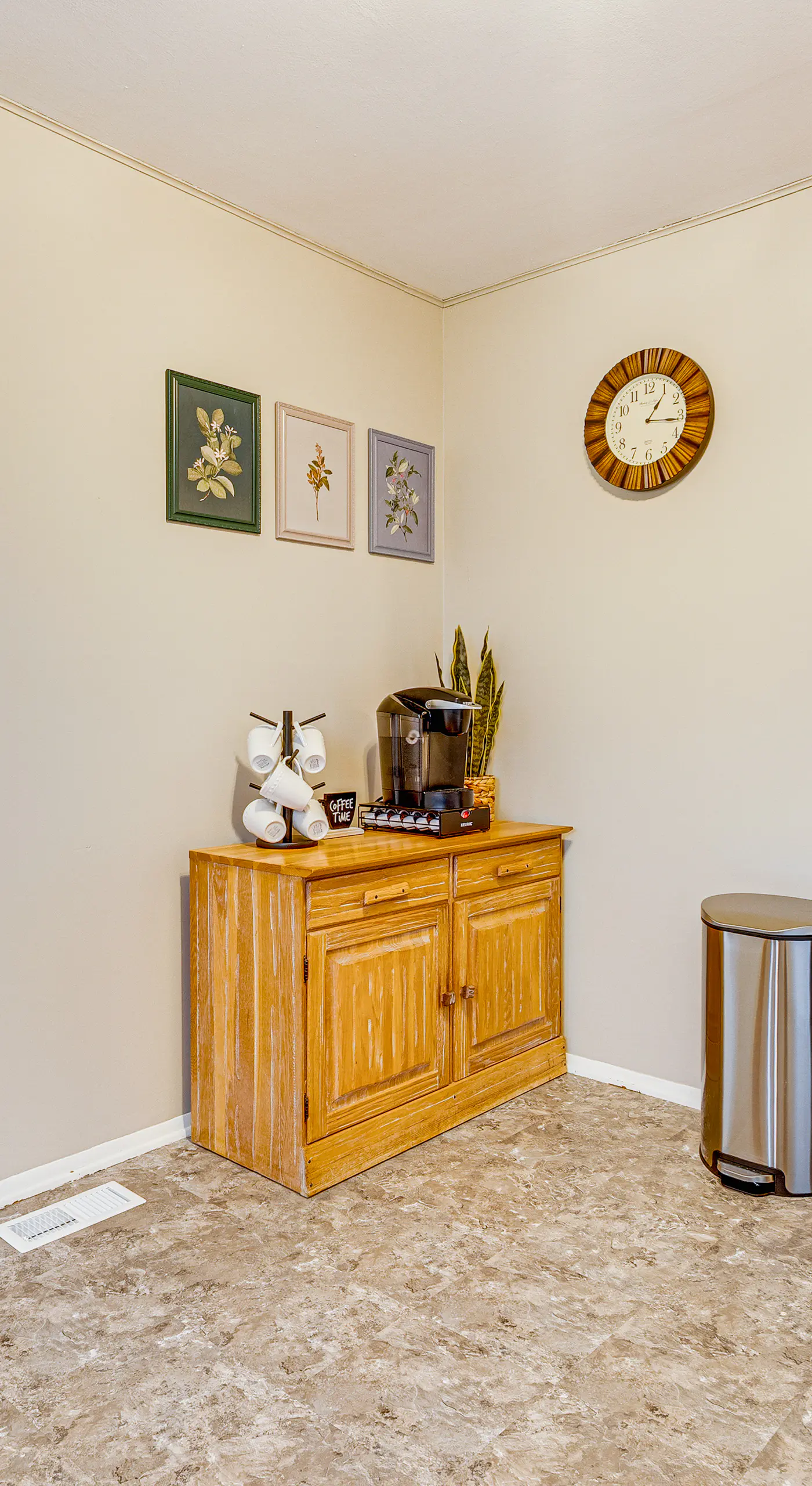 10 Mi to Dtwn: Pet-Friendly Retreat in Columbus