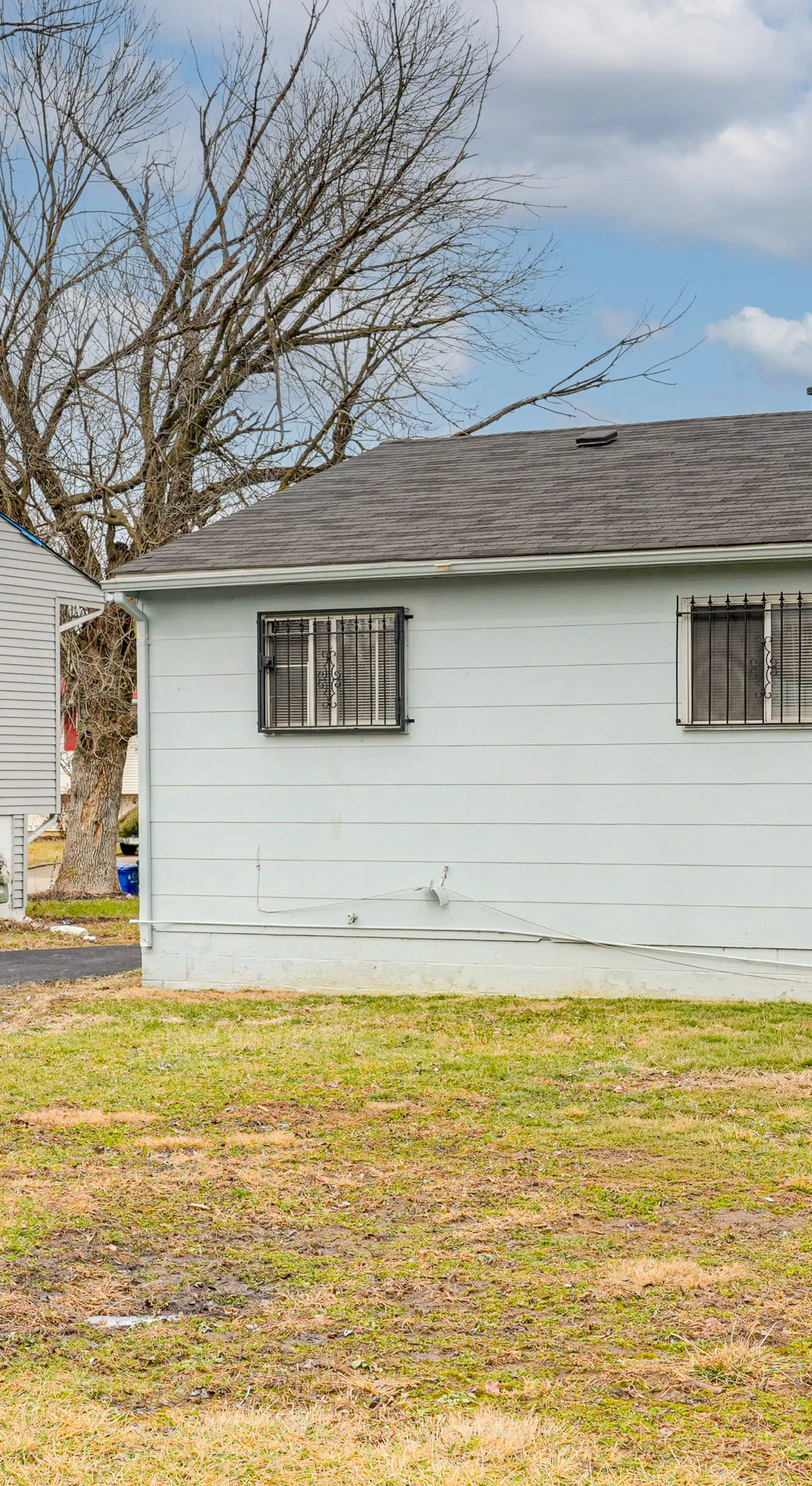 6 Mi to Downtown Columbus: Quiet Home w/ Yard