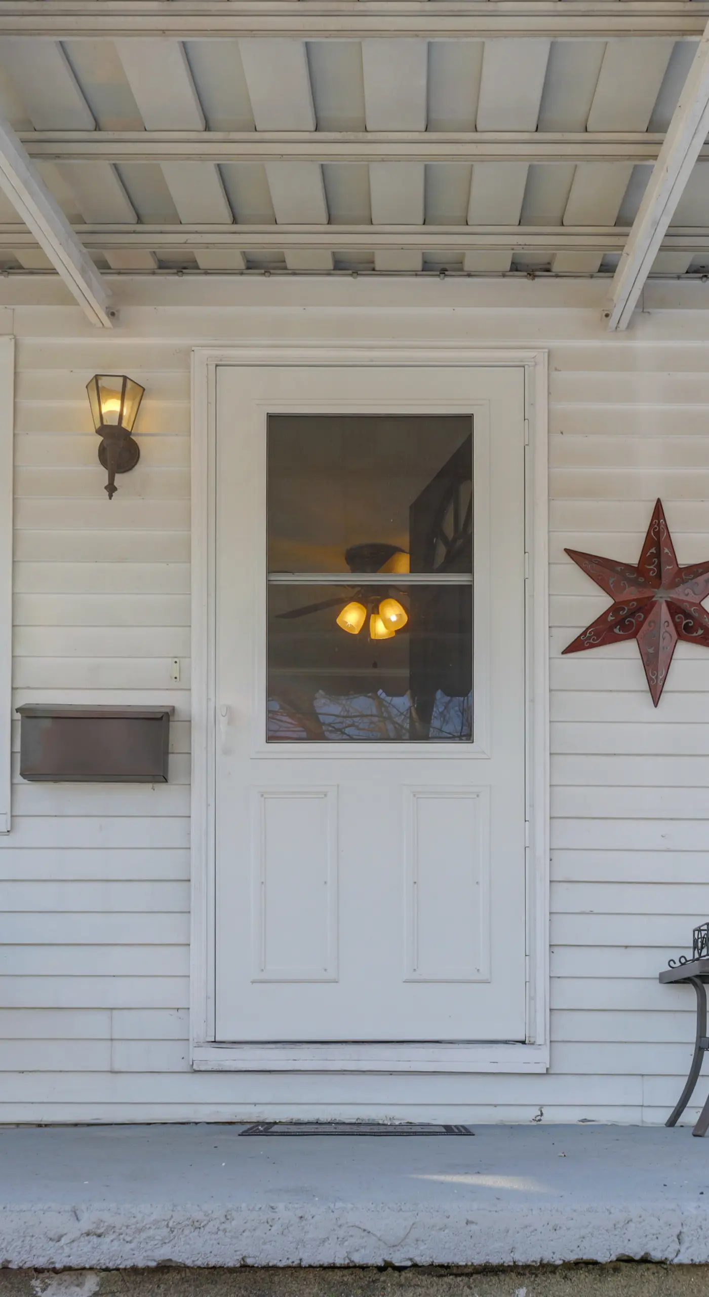 3 Mi to Englewood Dam: Pet-Friendly Home w/ Yard!