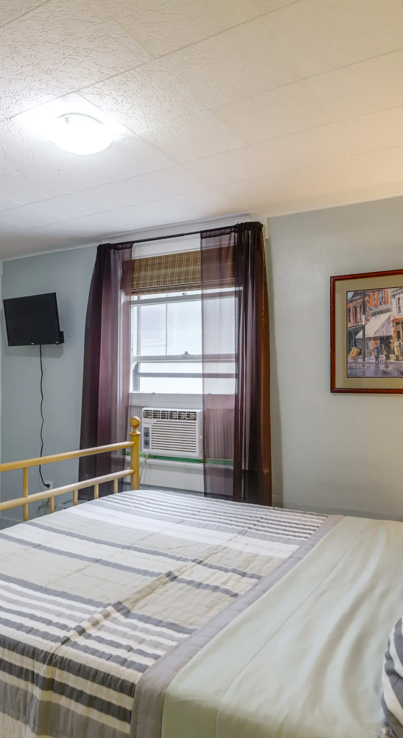 Near Campus & Dtwn! Dog-Friendly Dayton Retreat