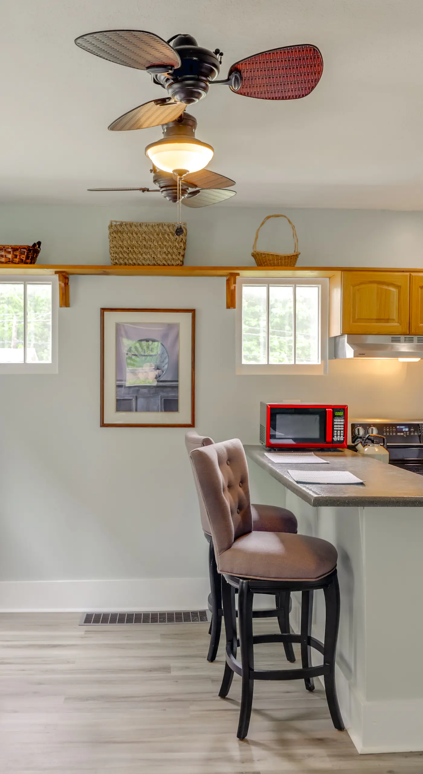 Near Campus & Dtwn! Dog-Friendly Dayton Retreat