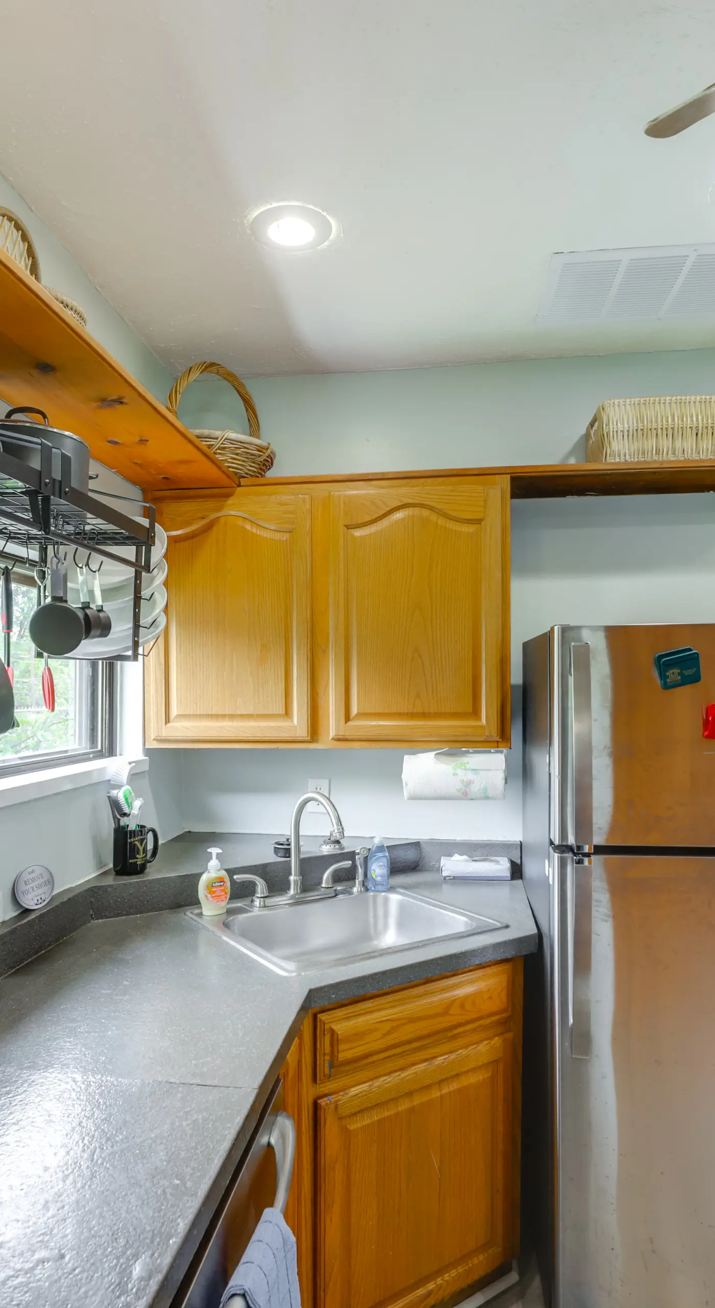 Near Campus & Dtwn! Dog-Friendly Dayton Retreat