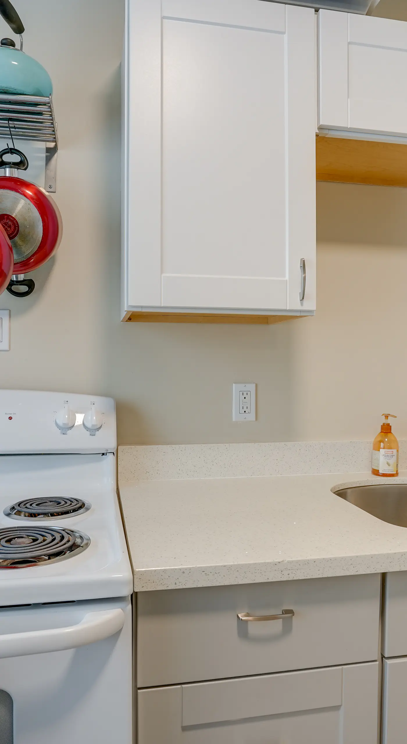 Cozy Oakland Studio Rental, 13 Mi to San Francisco