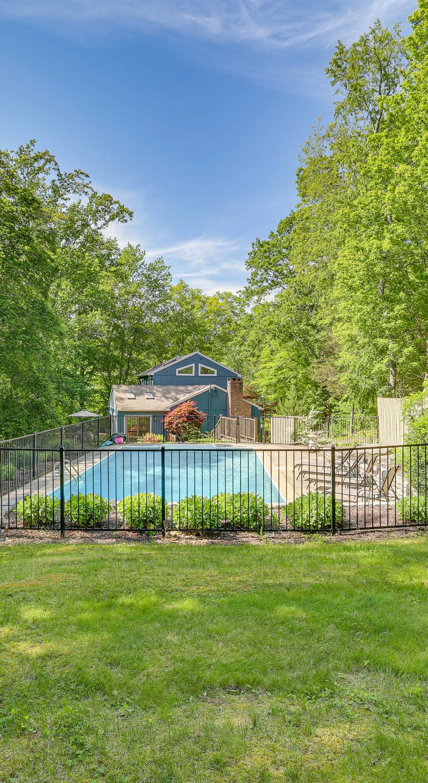 Private Pool! Getaway, 14 Mi to Hammonasset Beach