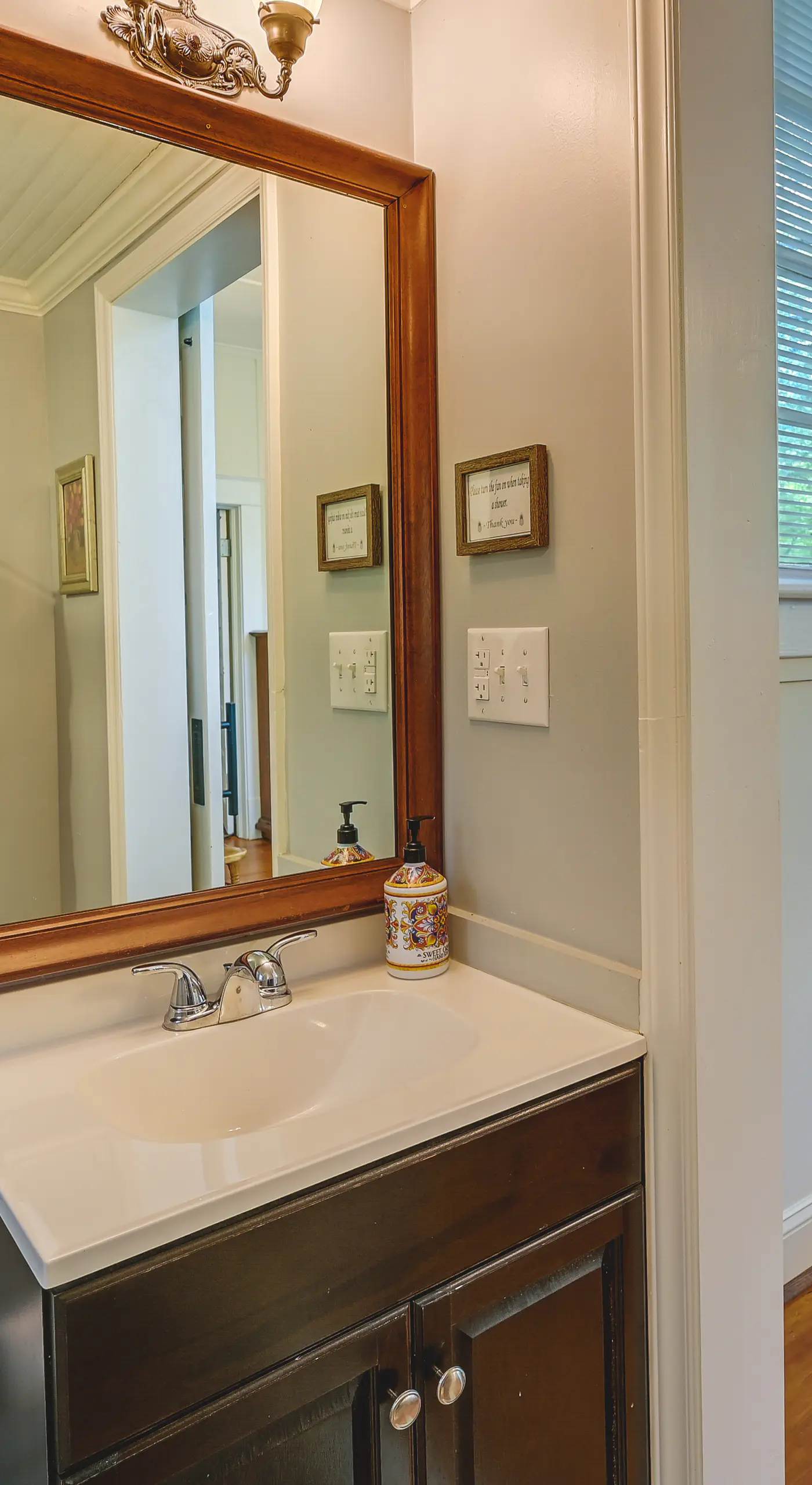 Cozy ‘Casa Verde’ Getaway - 1 Mi to UNCG Campus