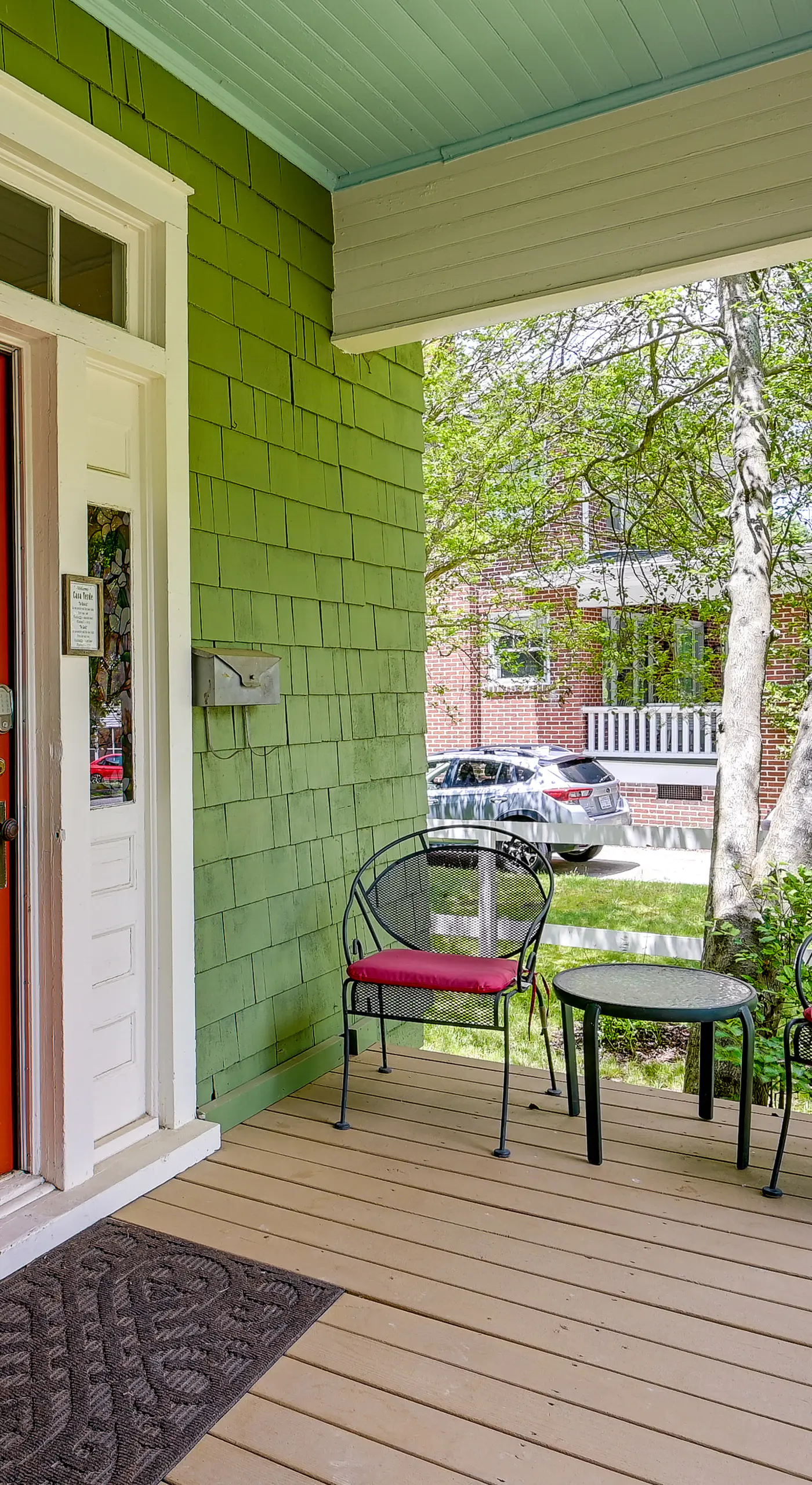 Cozy ‘Casa Verde’ Getaway - 1 Mi to UNCG Campus