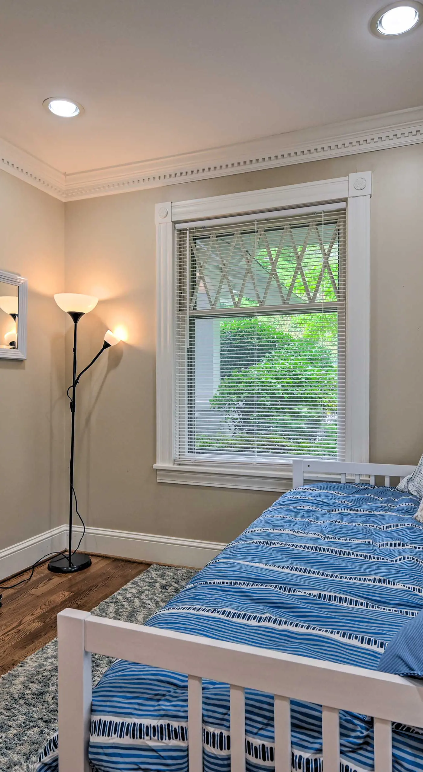 Bright Greensboro Escape ~ 1 Mi to Downtown