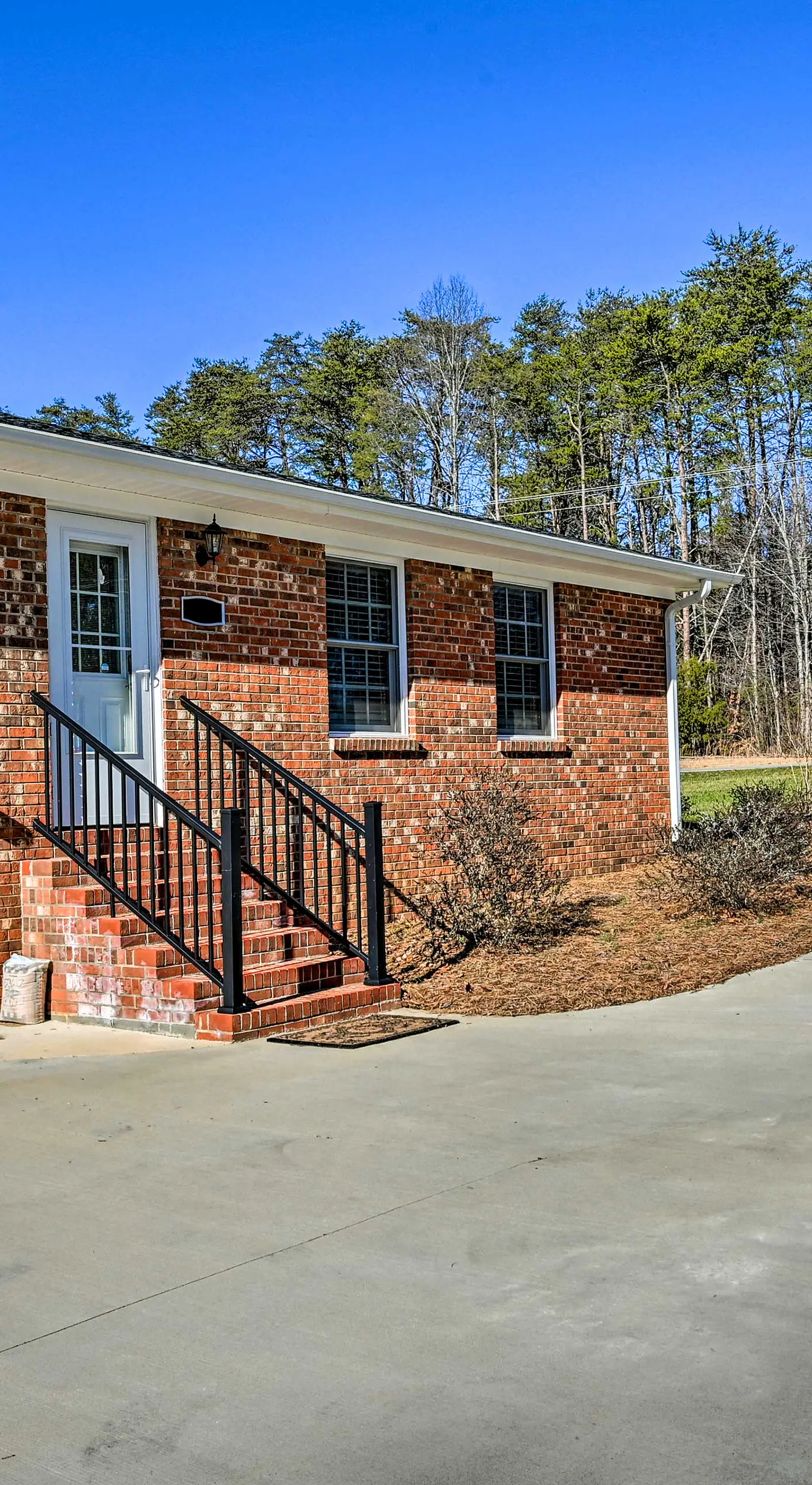 Ranch-Style Home 7 Mi to Downtown Greensboro!