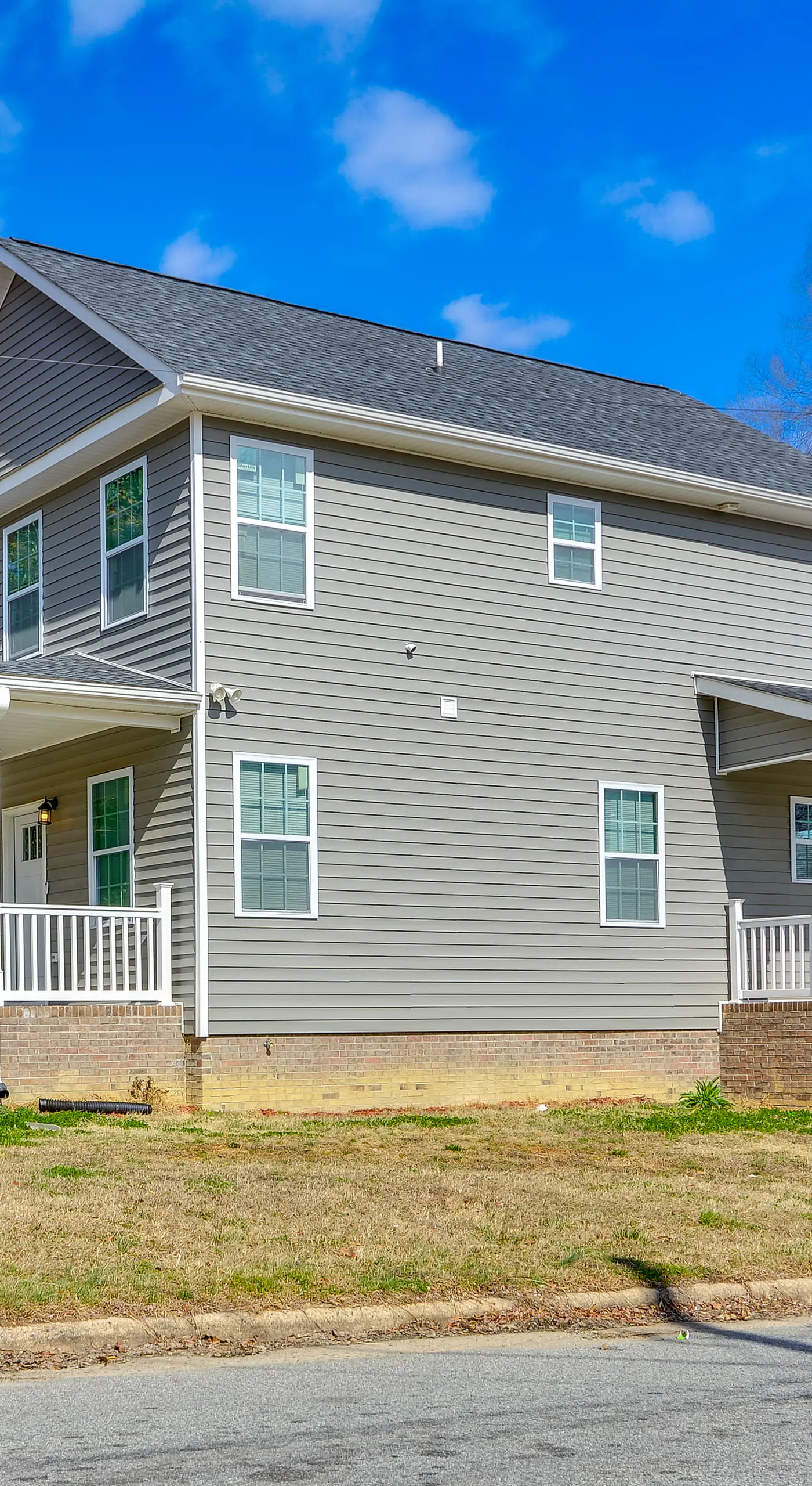 1 Mi to Downtown Greensboro: Newly Built Home!