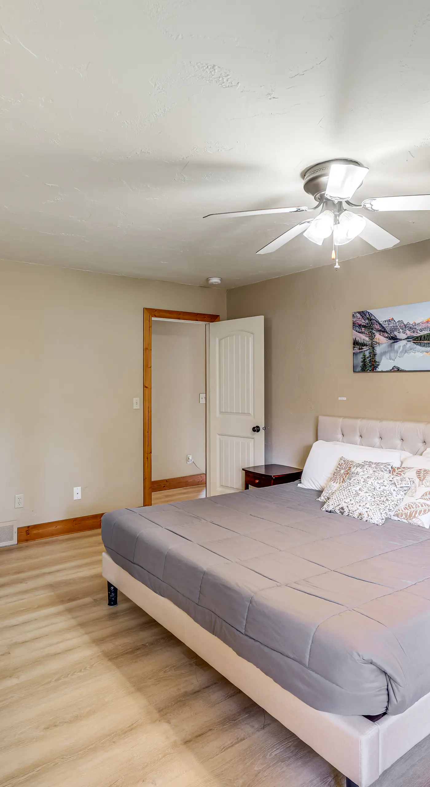 Columbia Falls Private Retreat: Pool Table & Deck!