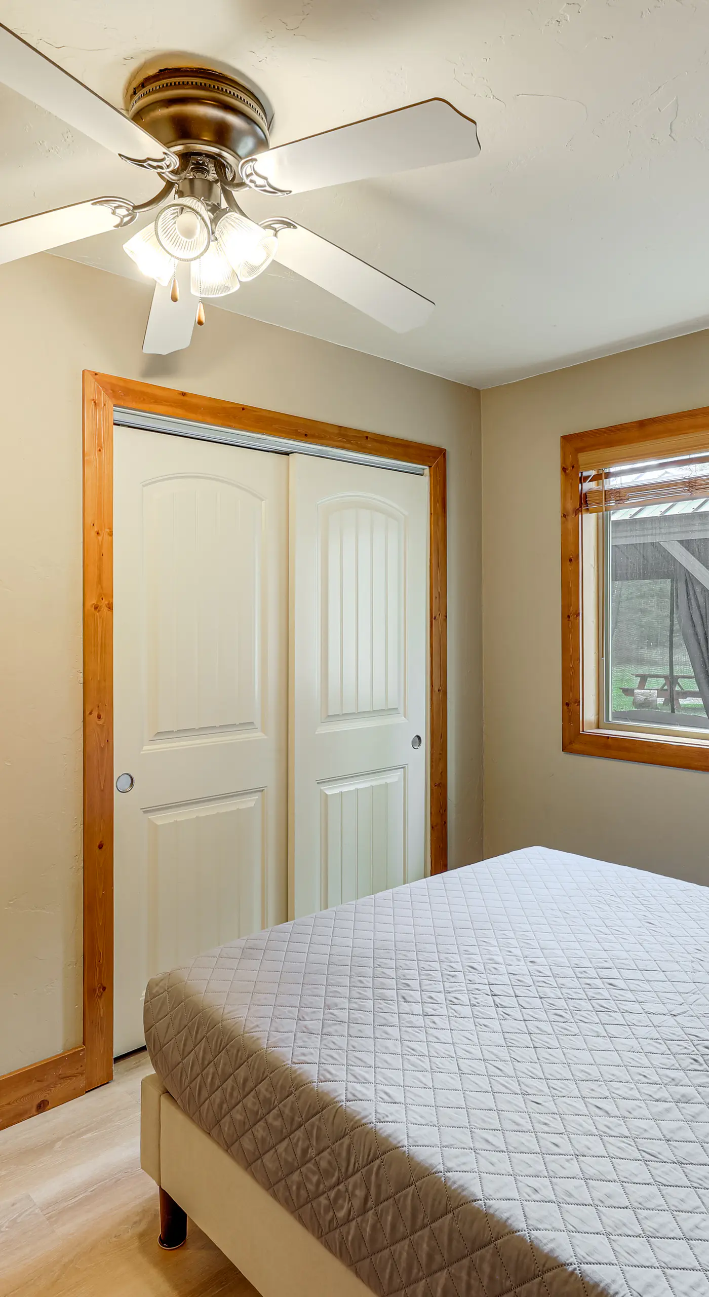 Columbia Falls Private Retreat: Pool Table & Deck!