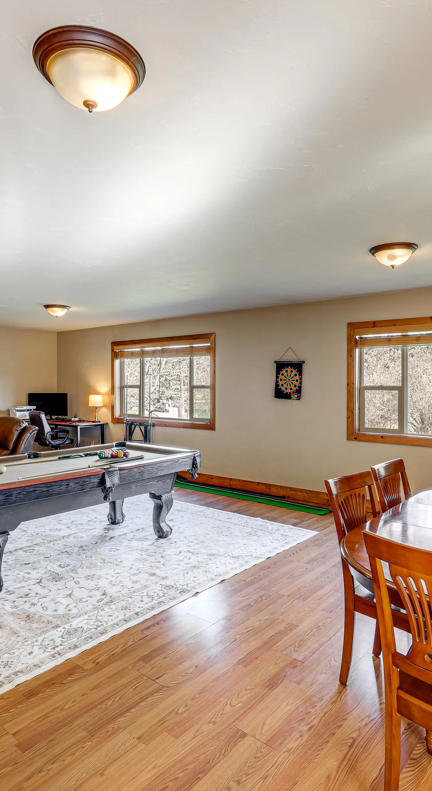 Columbia Falls Private Retreat: Pool Table & Deck!