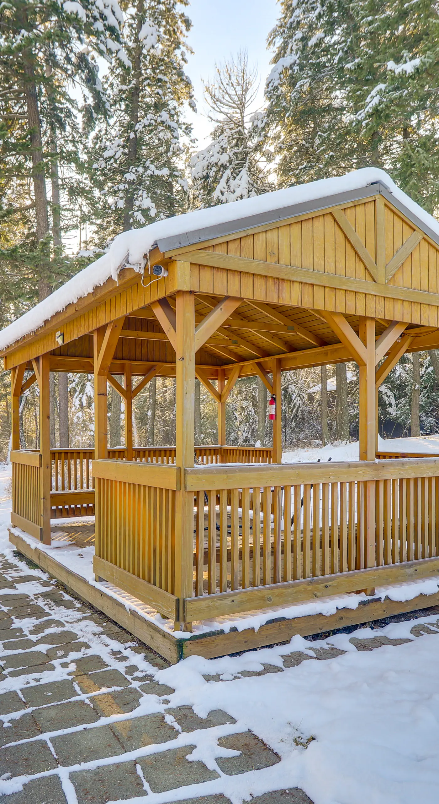 Columbia Falls Private Retreat: Pool Table & Deck!