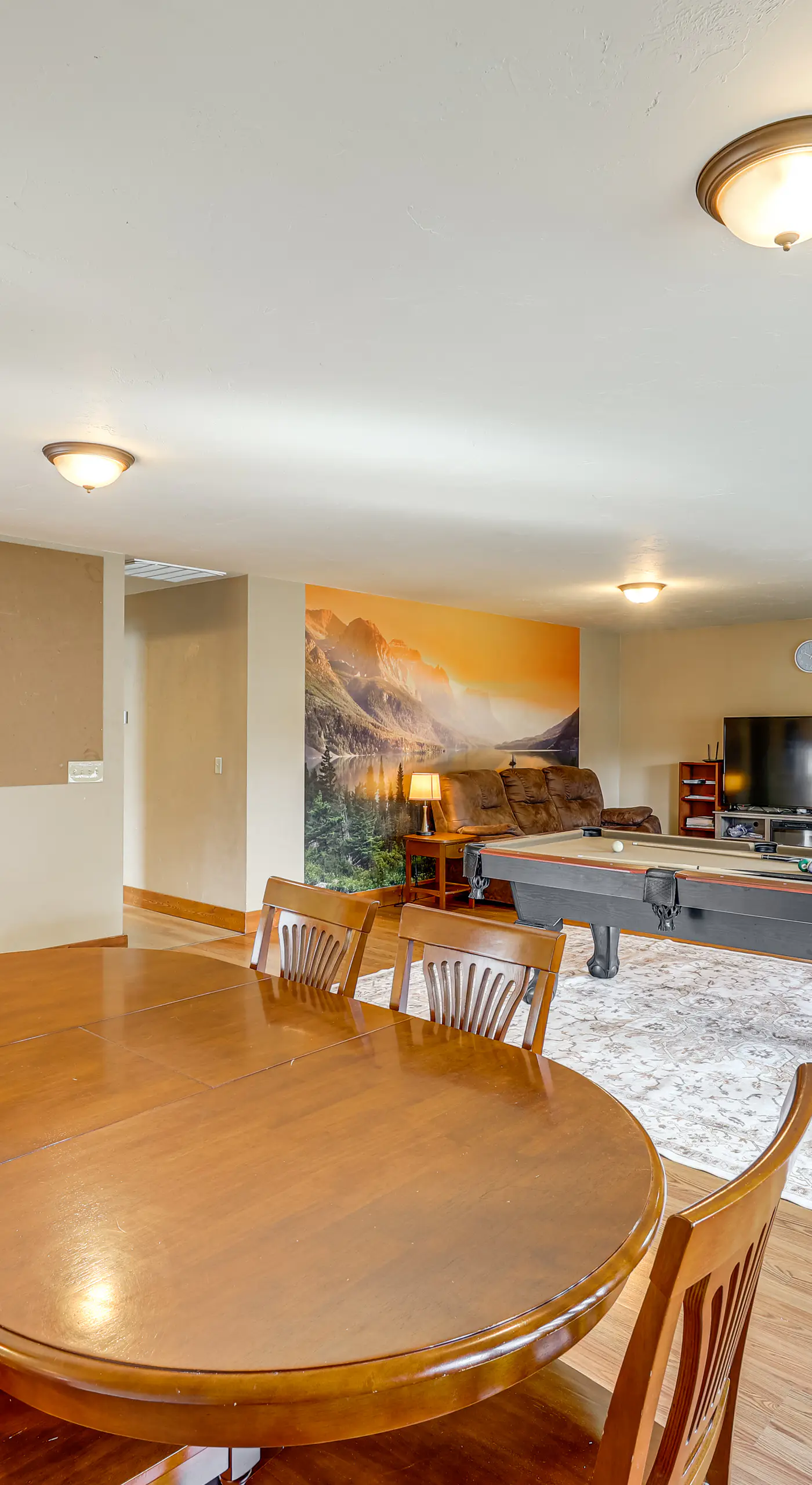 Columbia Falls Private Retreat: Pool Table & Deck!