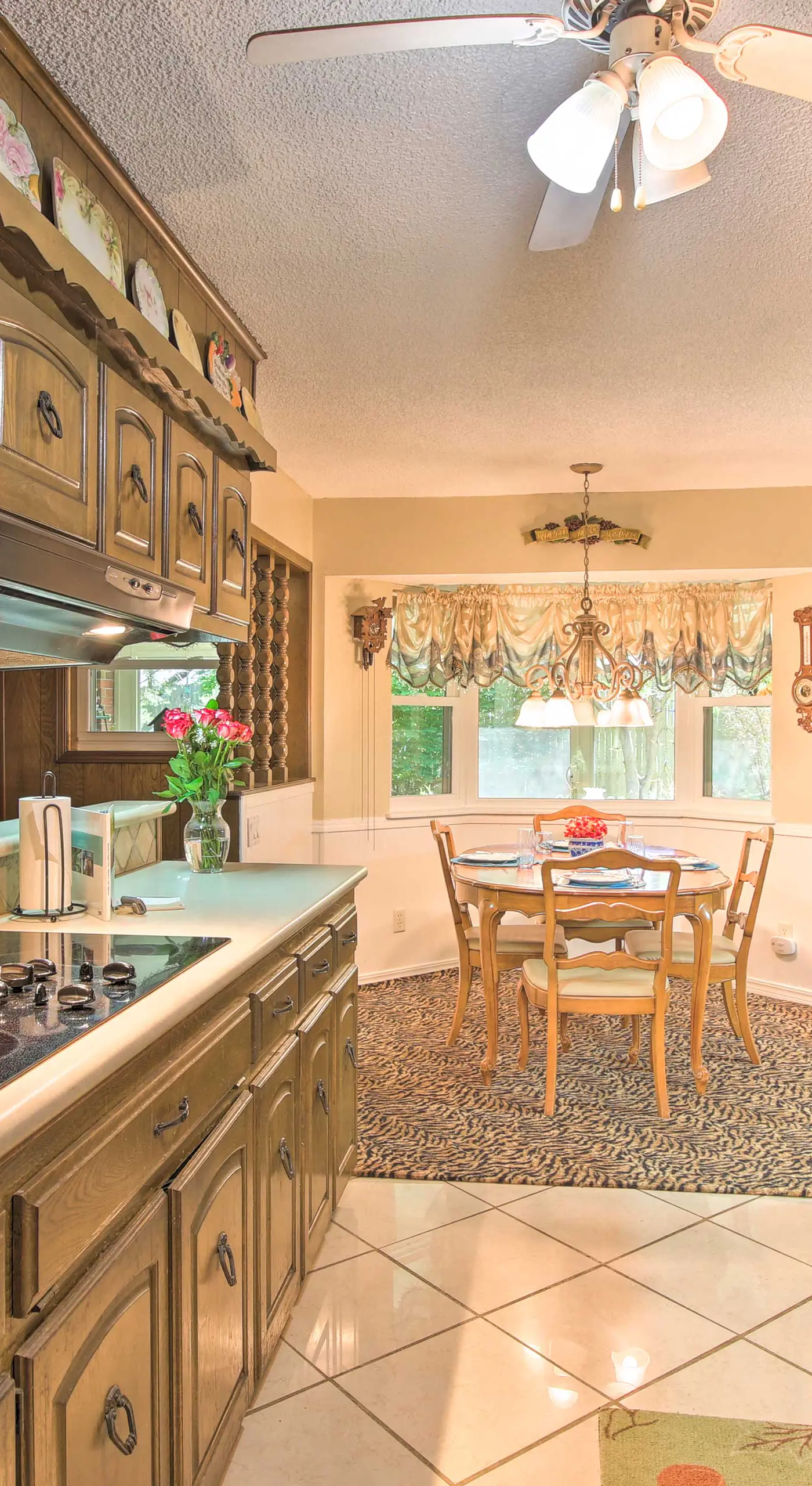 Private Home w/ Hot Tub & Patio Near Dtwn Tulsa