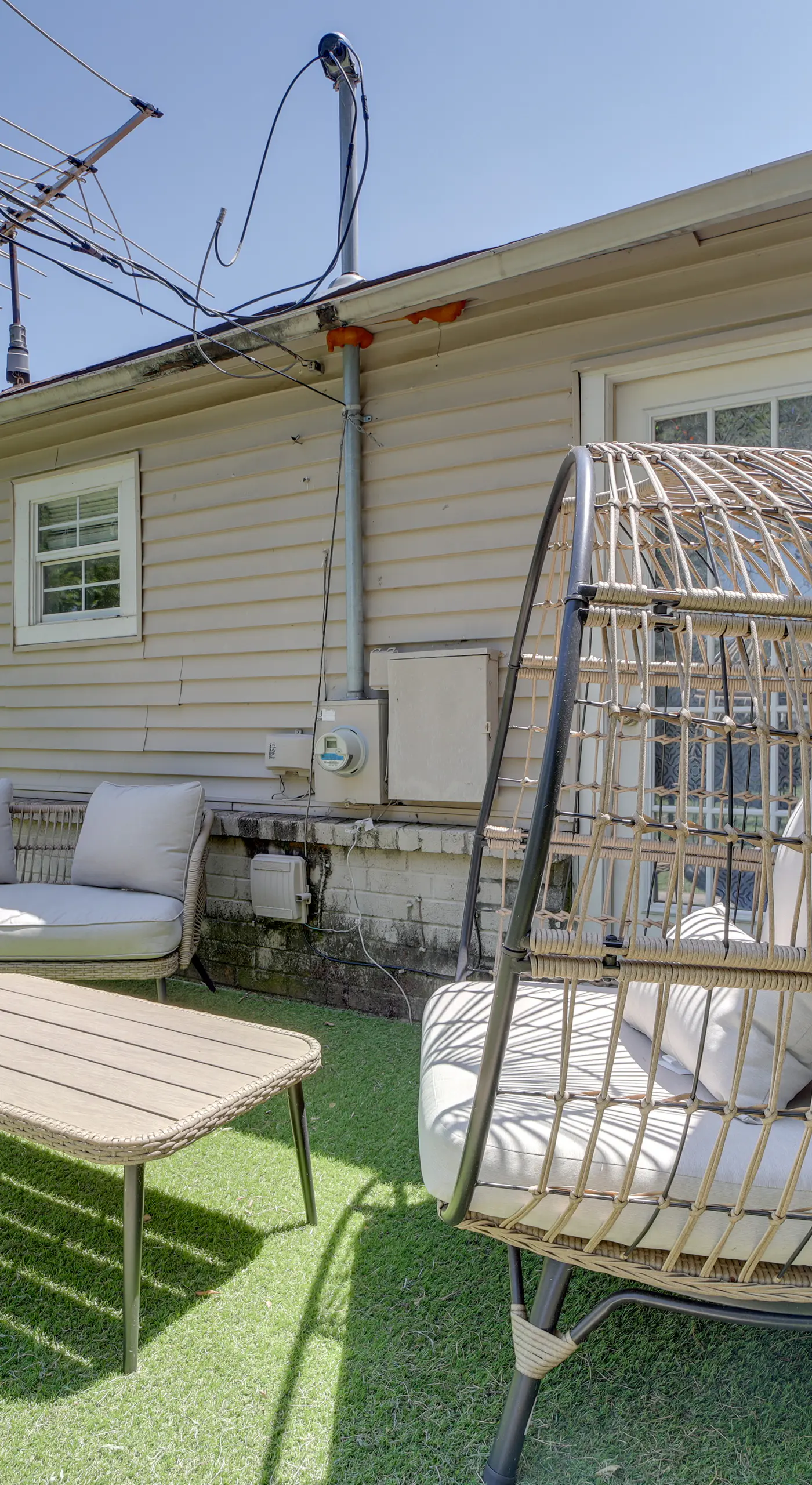 1 Mi to Tulsa Arts District: Home w/ Yard!