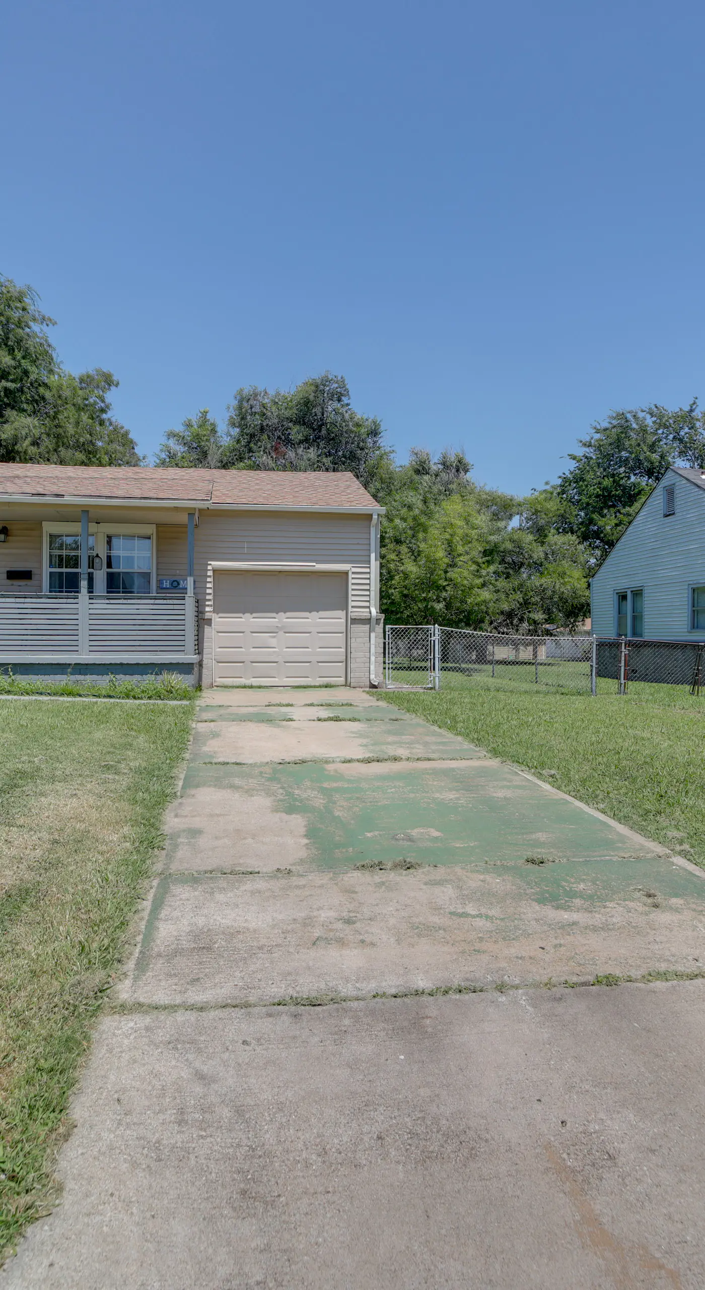 1 Mi to Tulsa Arts District: Home w/ Yard!