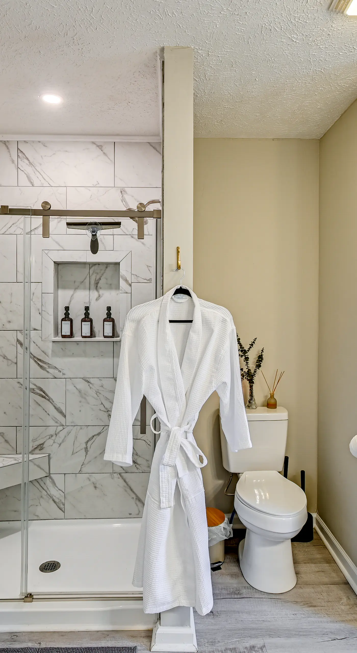 Private Hot Tub & Cold Plunge: Fayetteville Gem!