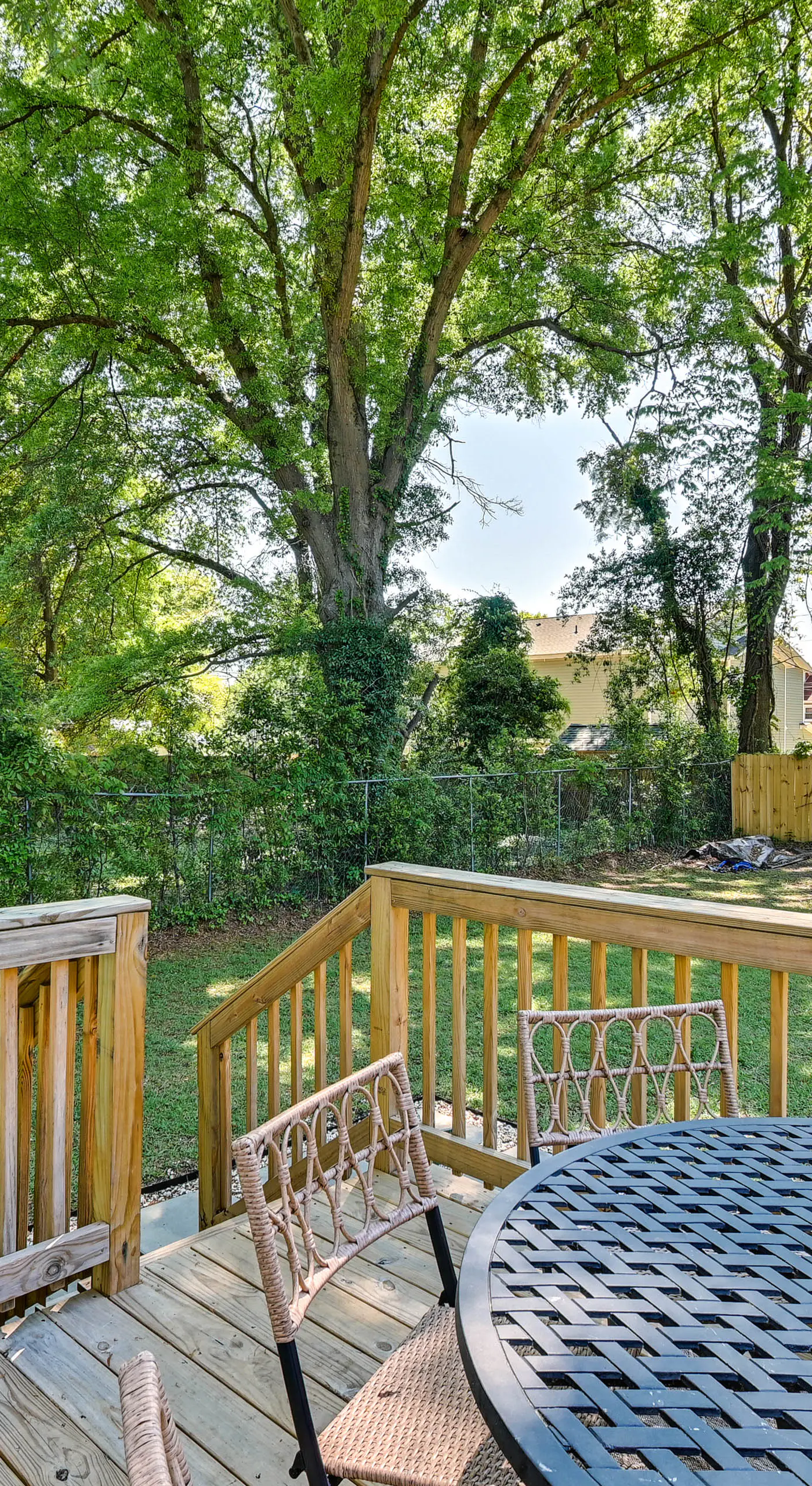 Private Hot Tub & Cold Plunge: Fayetteville Gem!