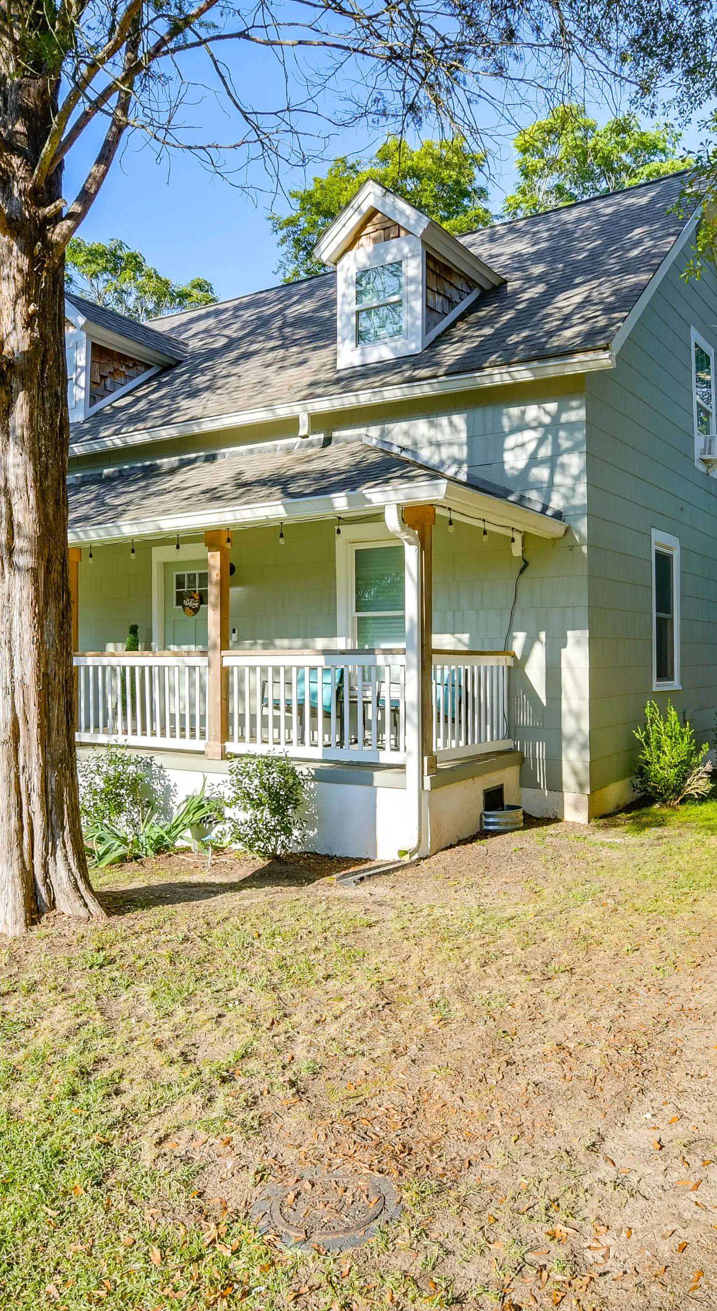 Greenville Escape w/ Deck + Fire Pit!