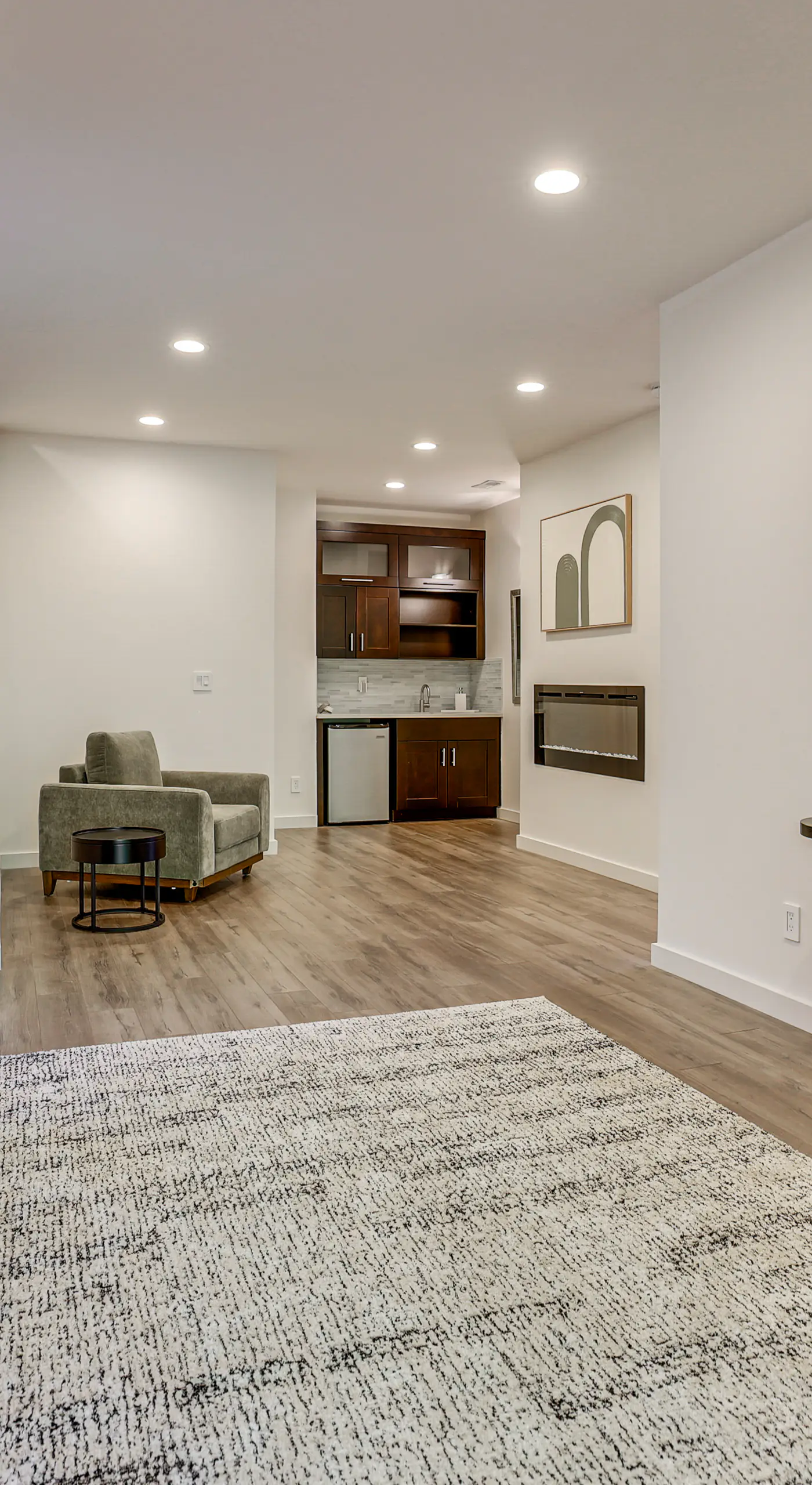 4 Mi to Dtwn Greenville: Group-Ready Home w/ Yard