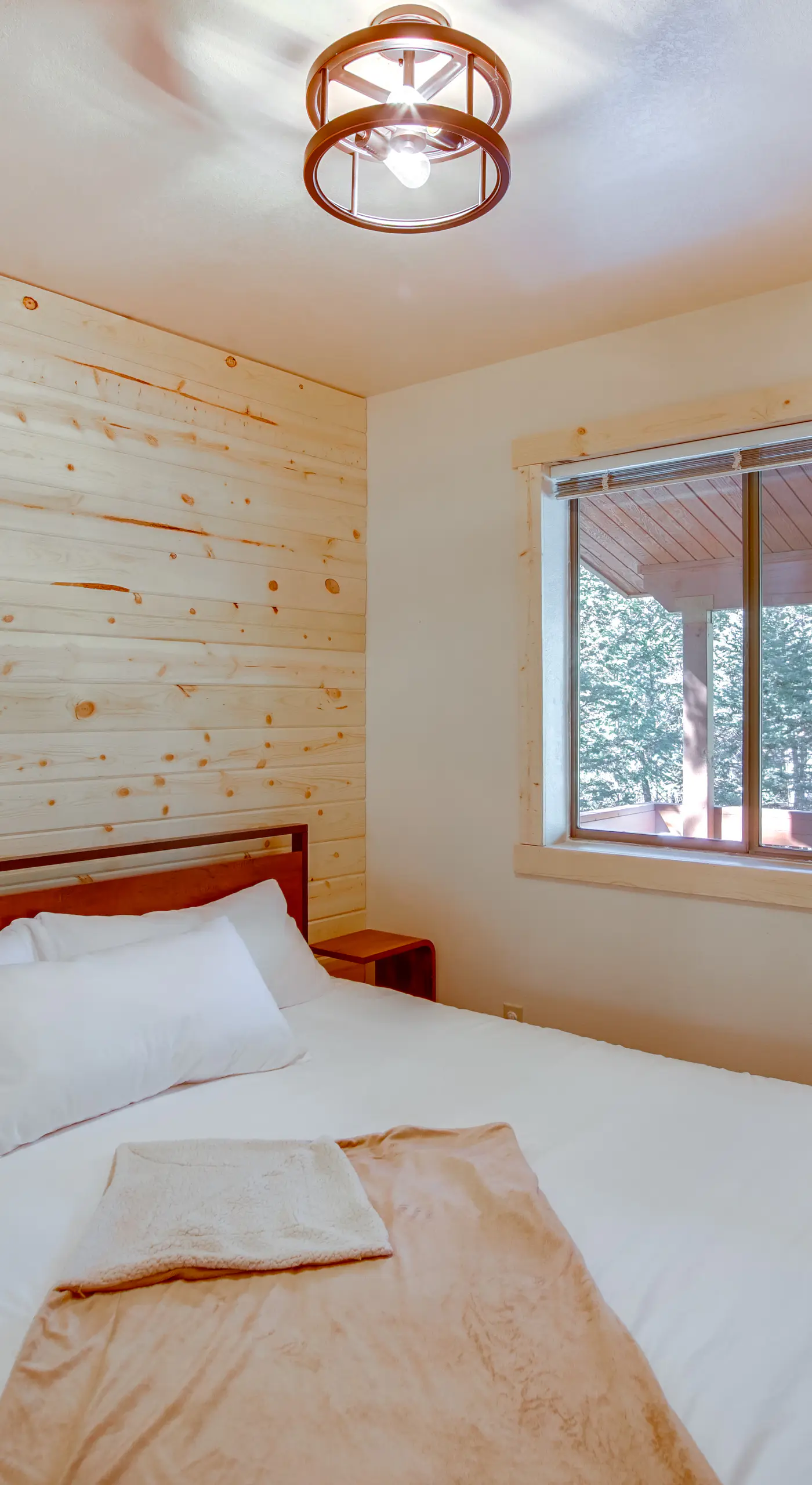 High Noon Hideaway: Zion Cabin w/ Fire Pit!