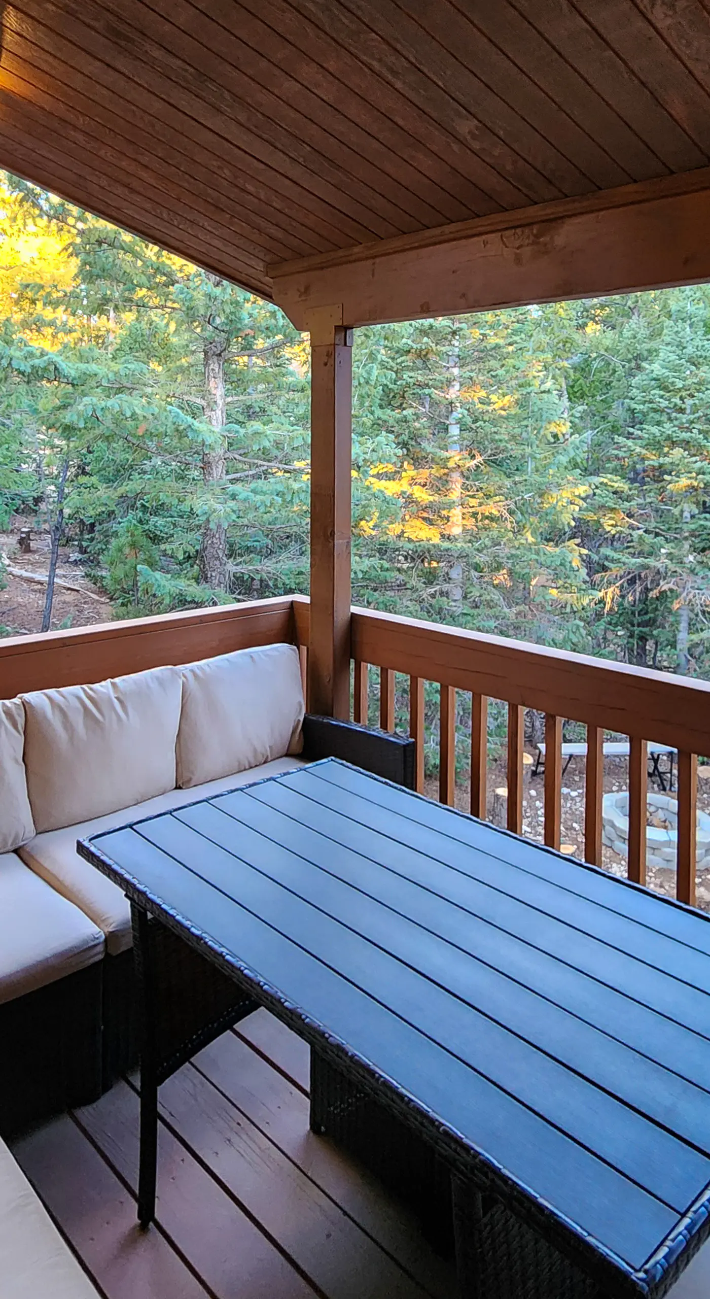 High Noon Hideaway: Zion Cabin w/ Fire Pit!