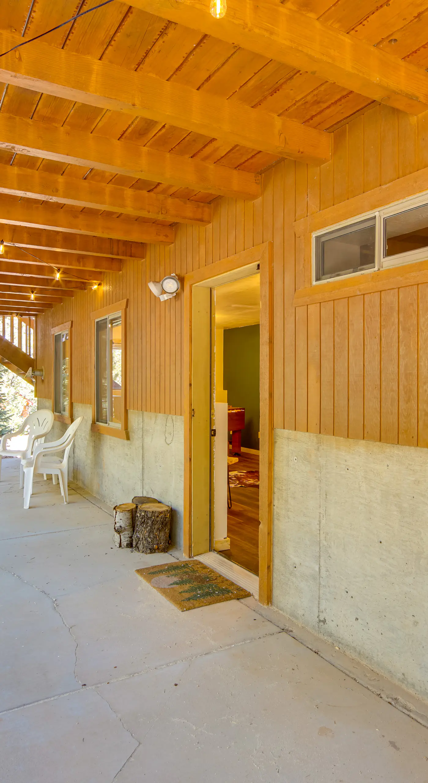 High Noon Hideaway: Zion Cabin w/ Fire Pit!