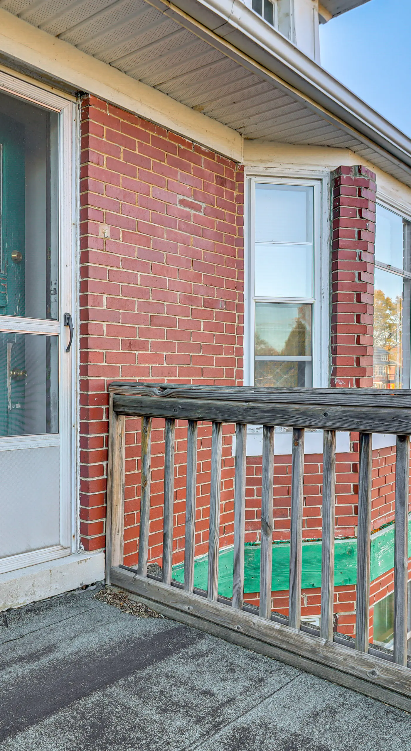 Urban Retreat 1 Mi to Riverfront! Detroit Duplex