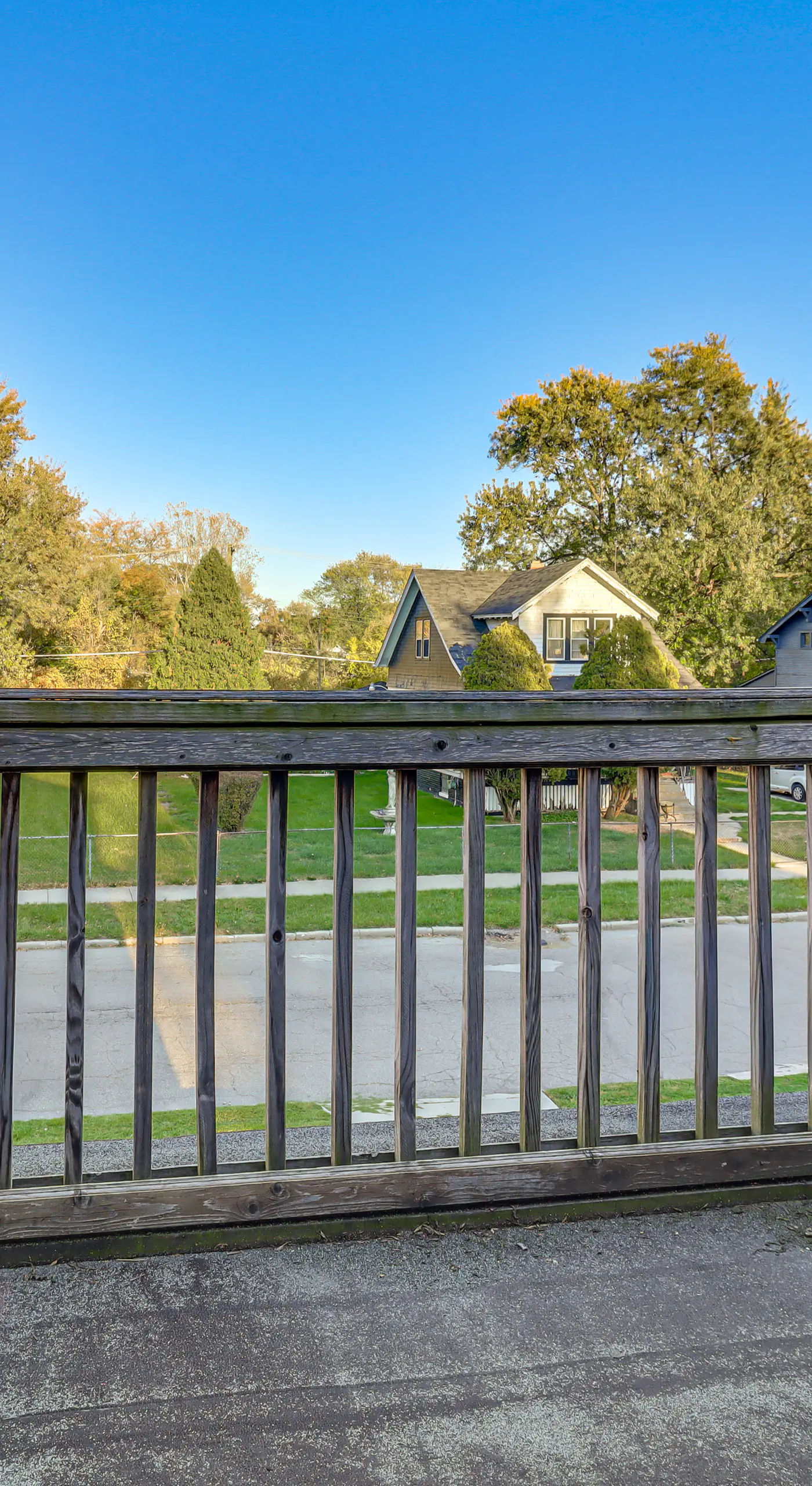Urban Retreat 1 Mi to Riverfront! Detroit Duplex