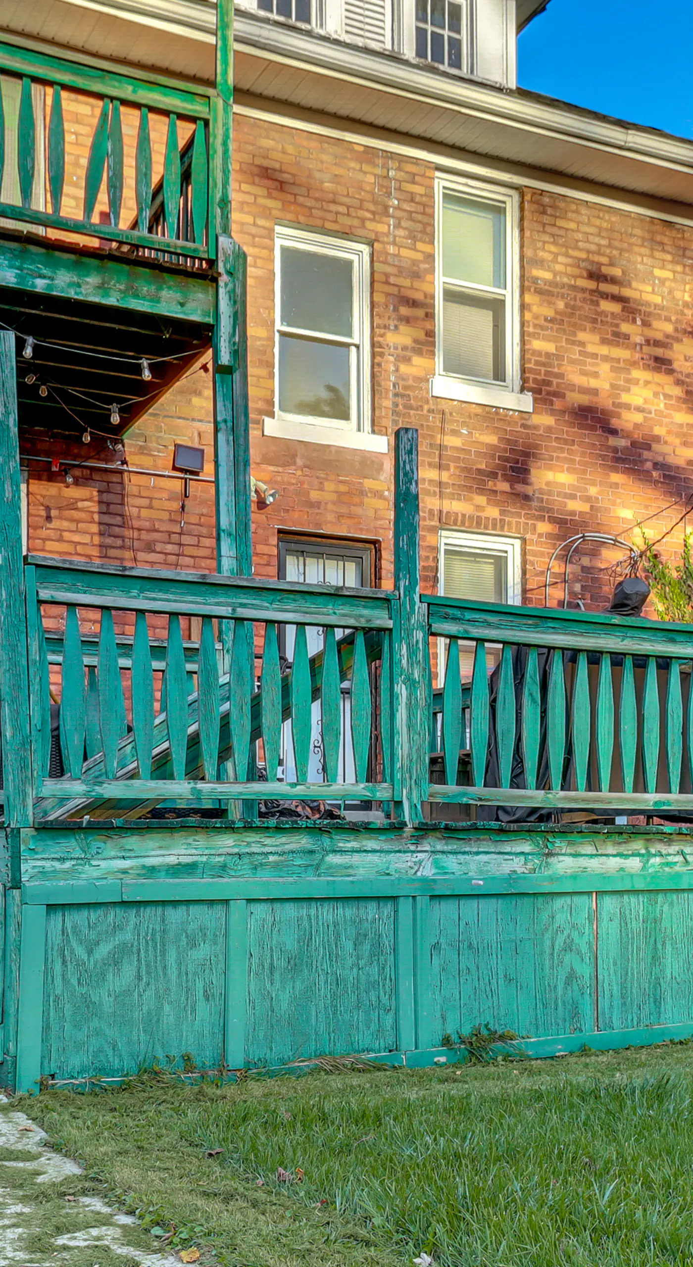 Urban Retreat 1 Mi to Riverfront! Detroit Duplex