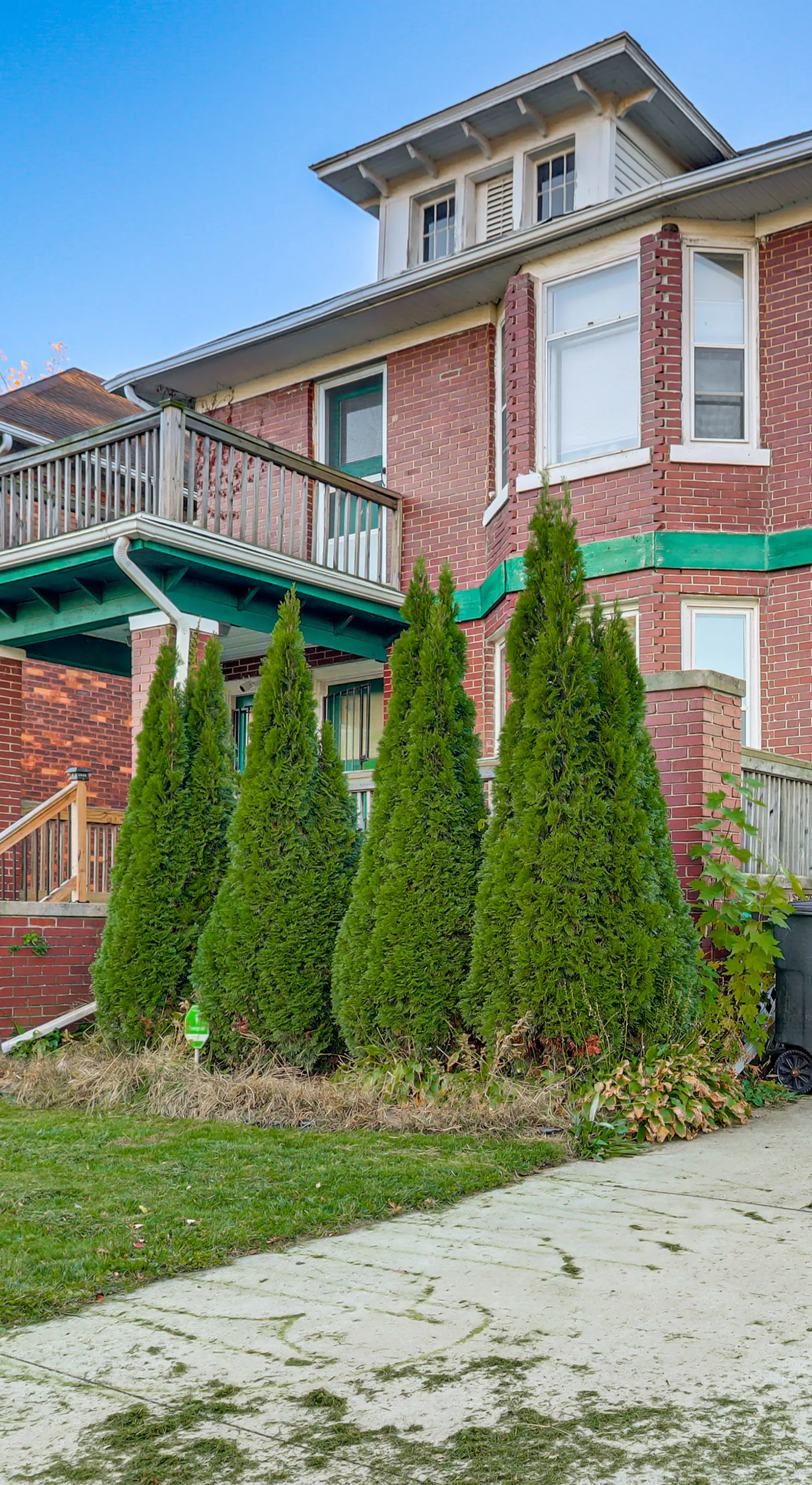 Urban Retreat 1 Mi to Riverfront! Detroit Duplex
