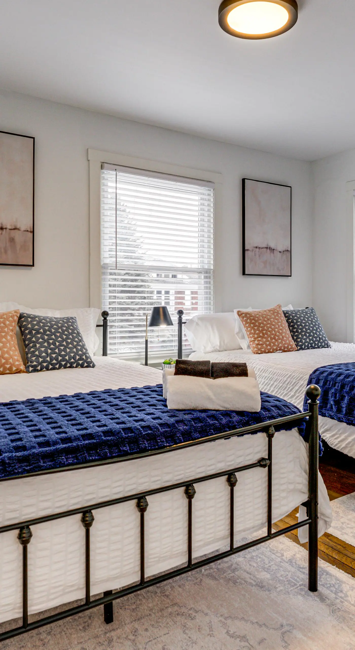 Spacious & Updated Group Getaway in Detroit!