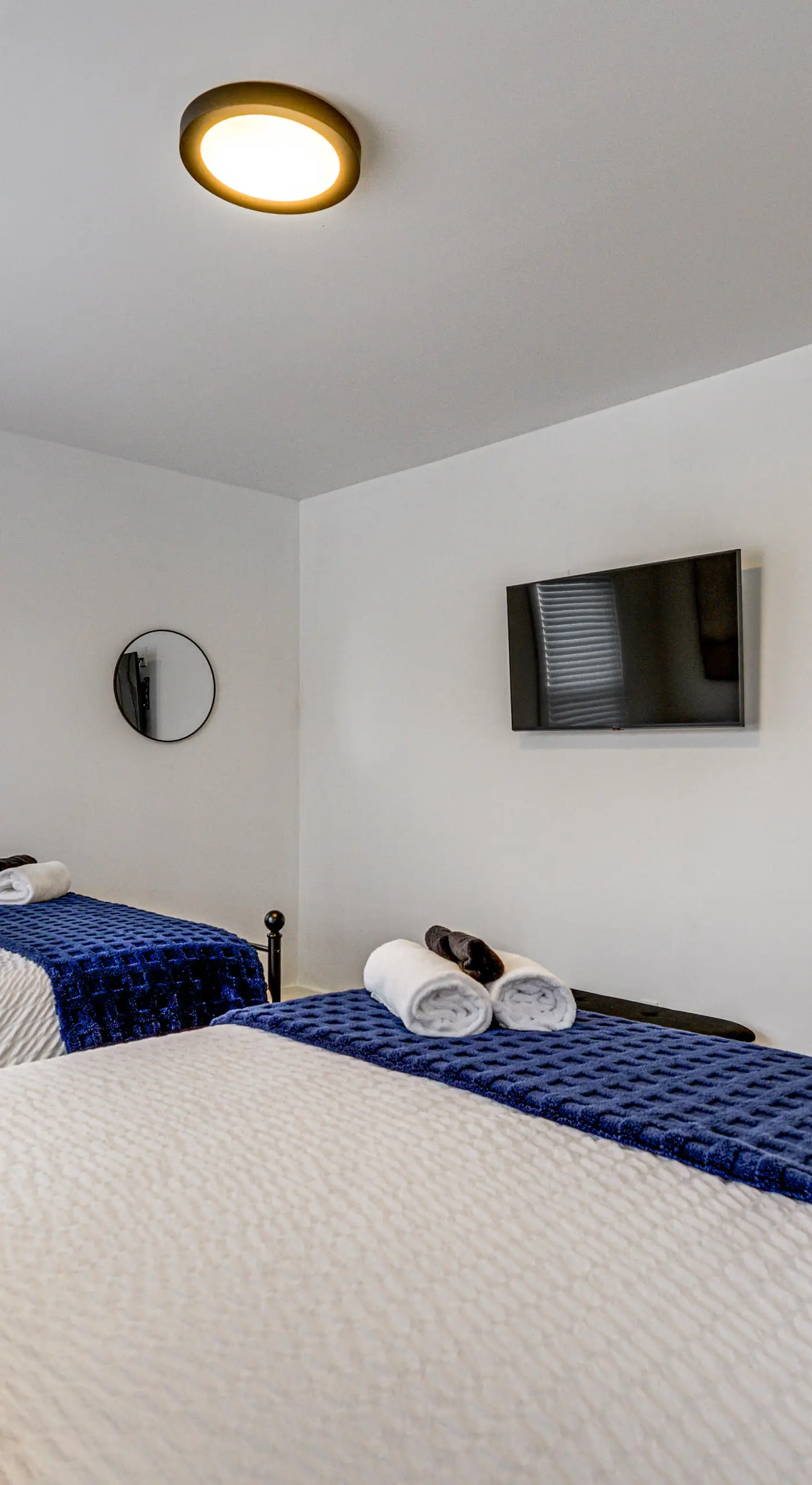 Spacious & Updated Group Getaway in Detroit!