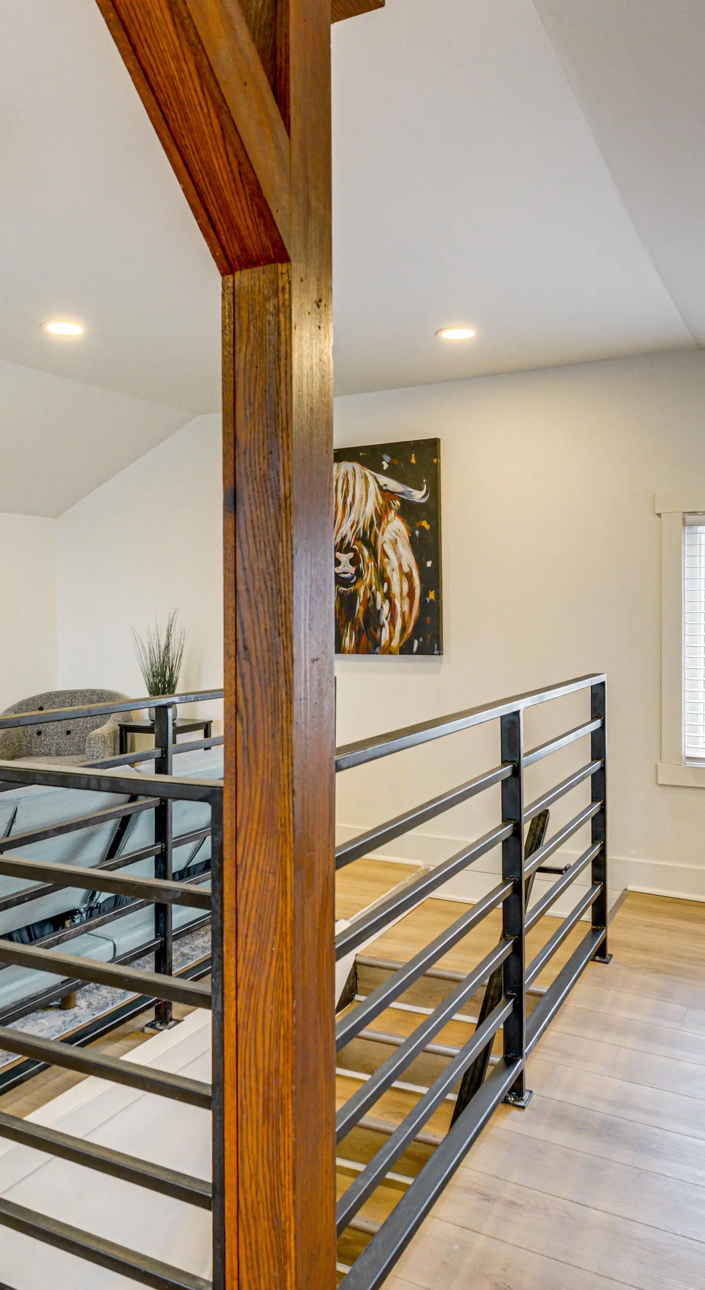 Spacious & Updated Group Getaway in Detroit!
