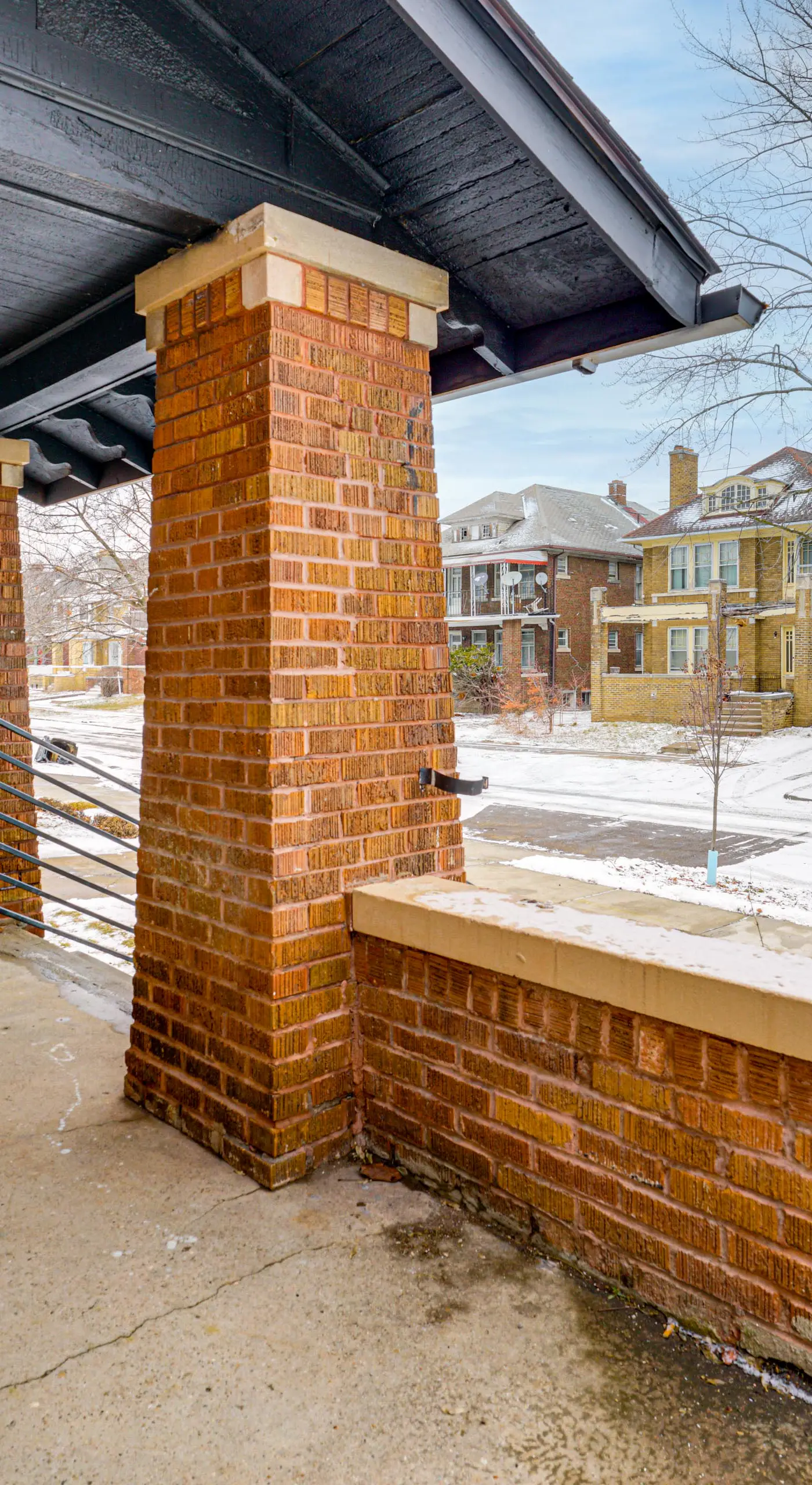 Spacious & Updated Group Getaway in Detroit!