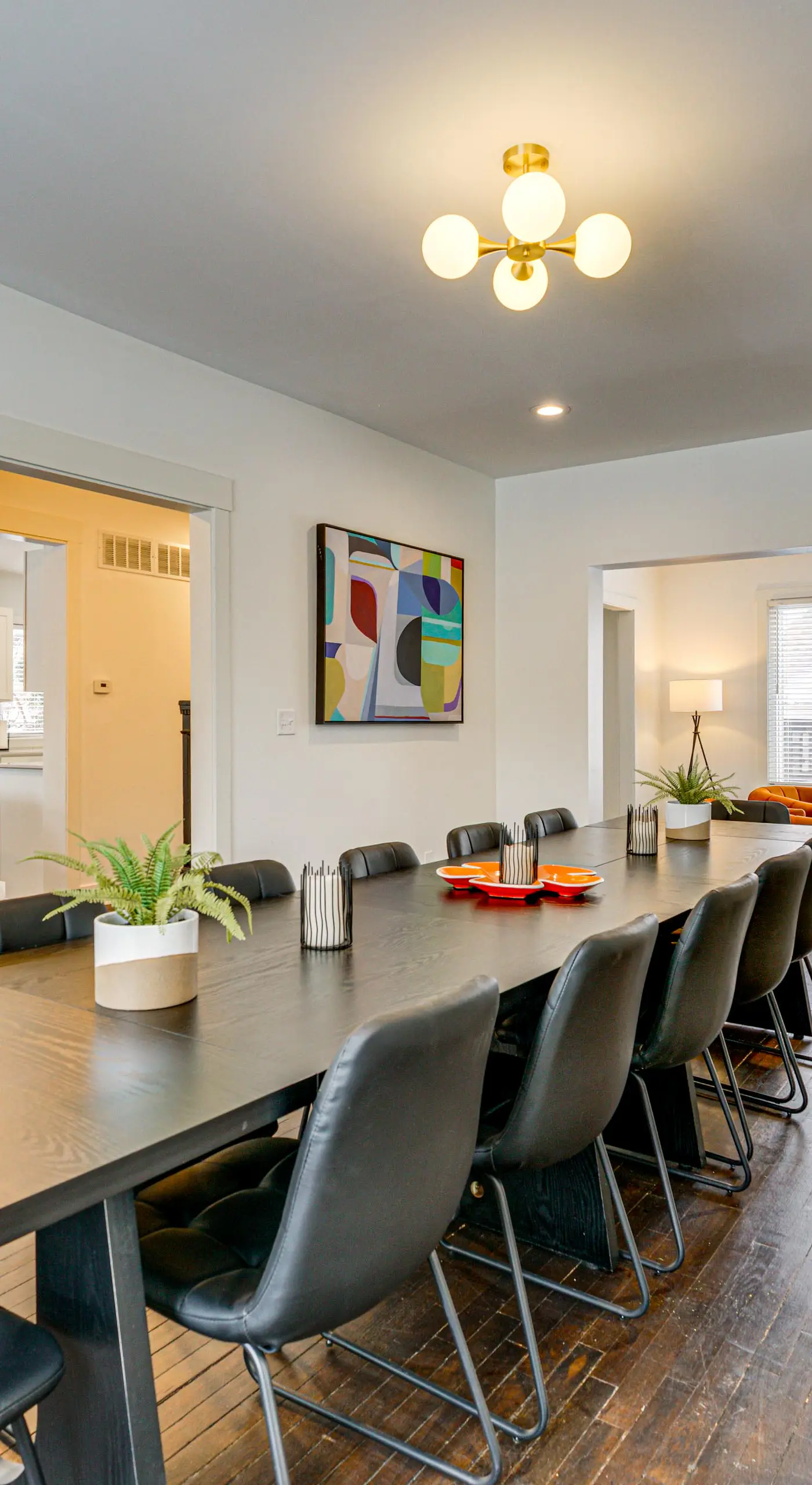 Spacious & Updated Group Getaway in Detroit!