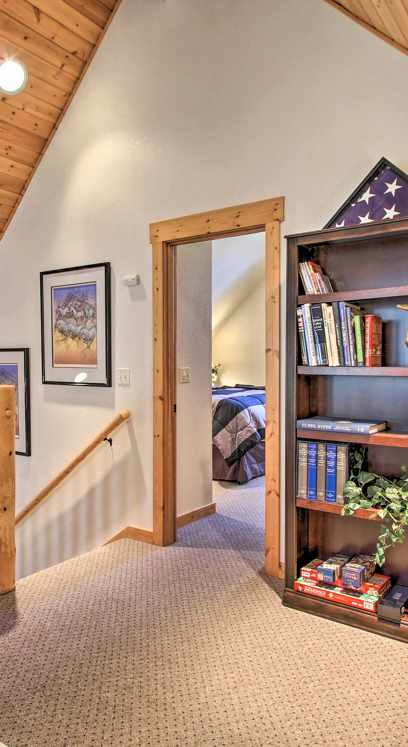 Klamath Falls Cabin Retreat w/ Deck & Grill!