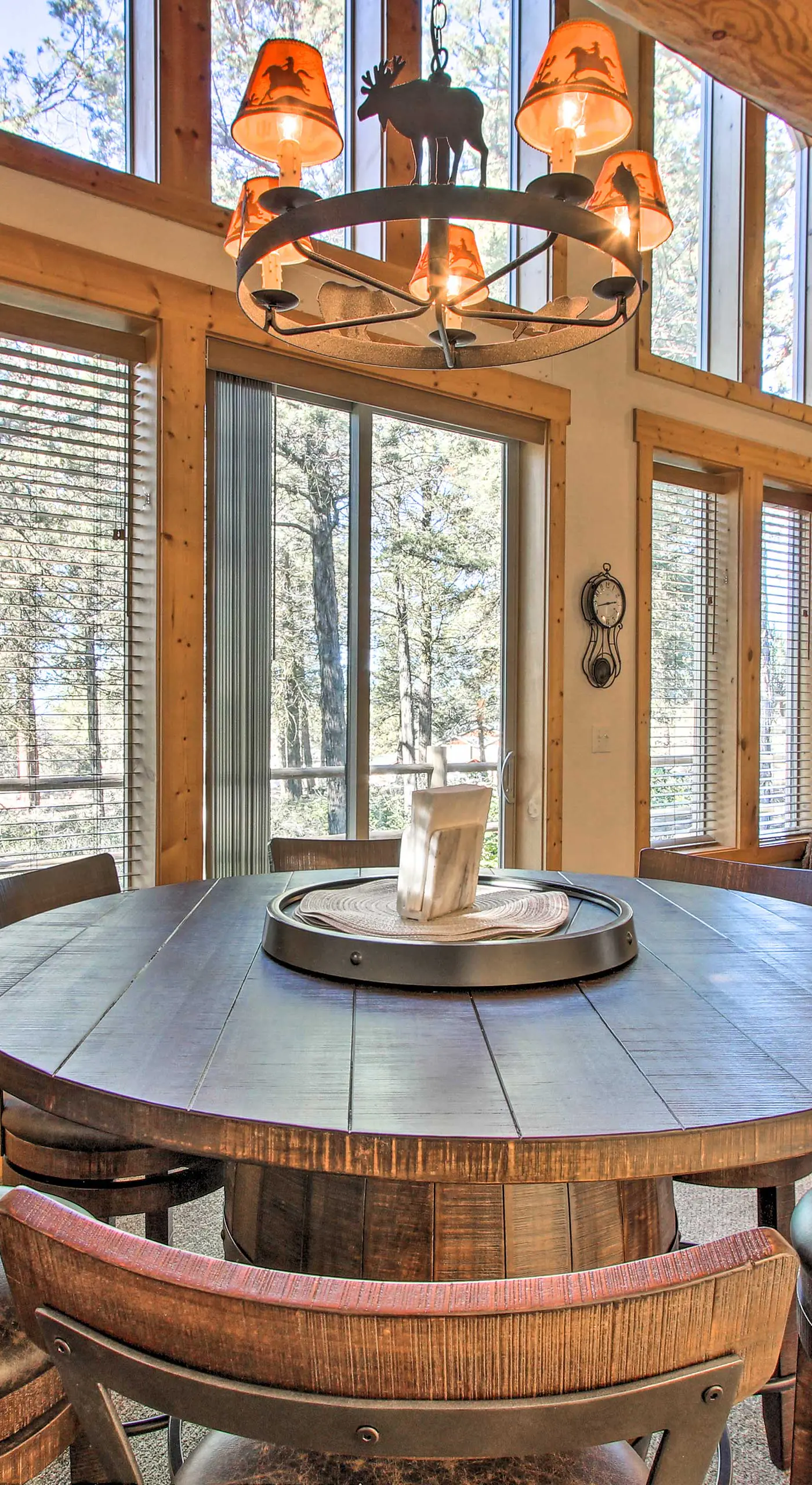 Klamath Falls Cabin Retreat w/ Deck & Grill!