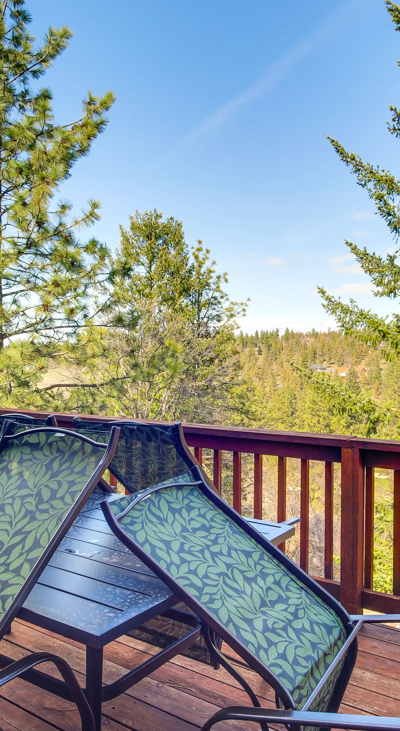Pool & Hot Tub Access! Running Y Retreat w/ Deck