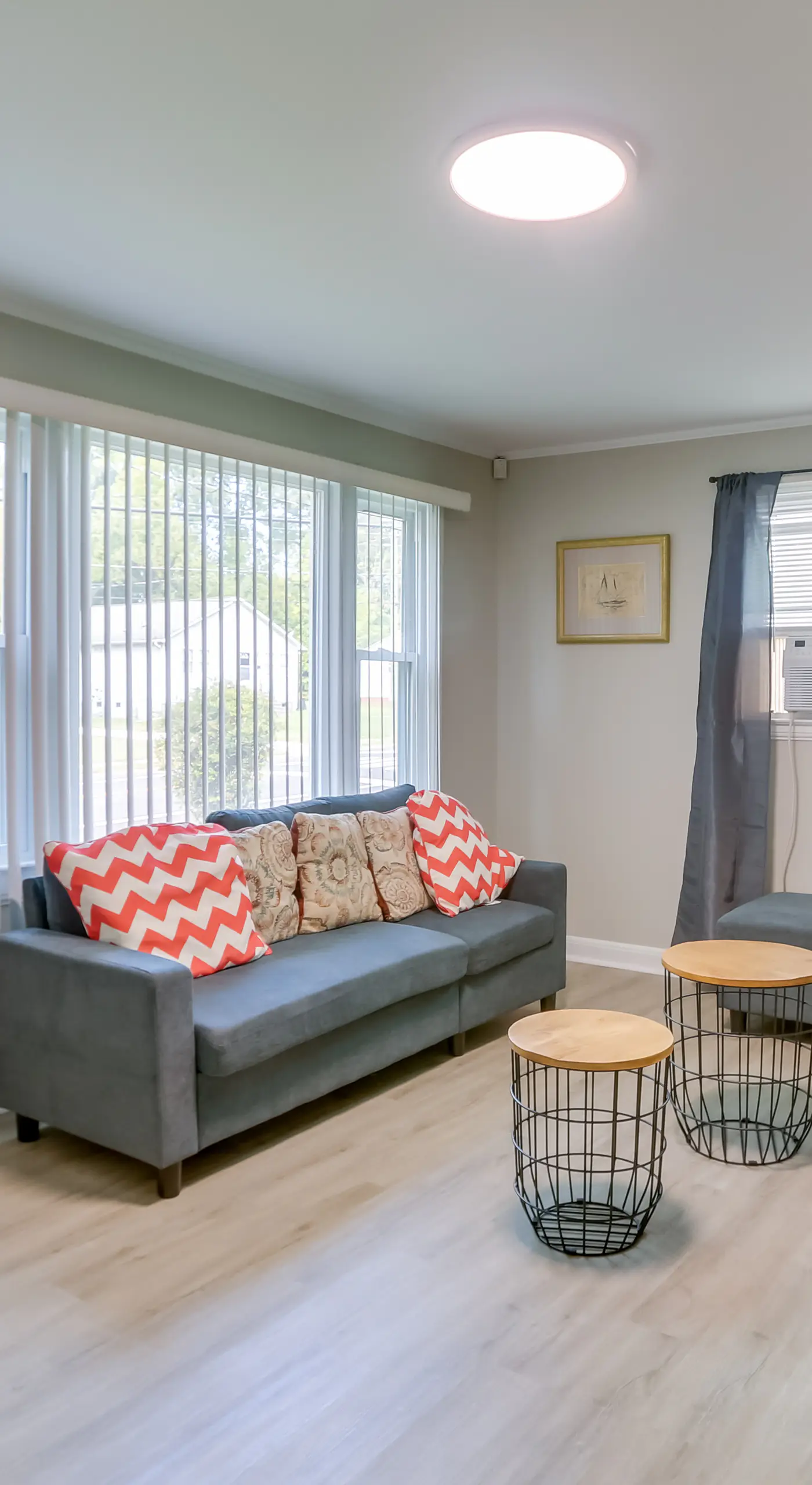3 Mi to Dtwn Greensboro! Cozy Cottage w/ Deck