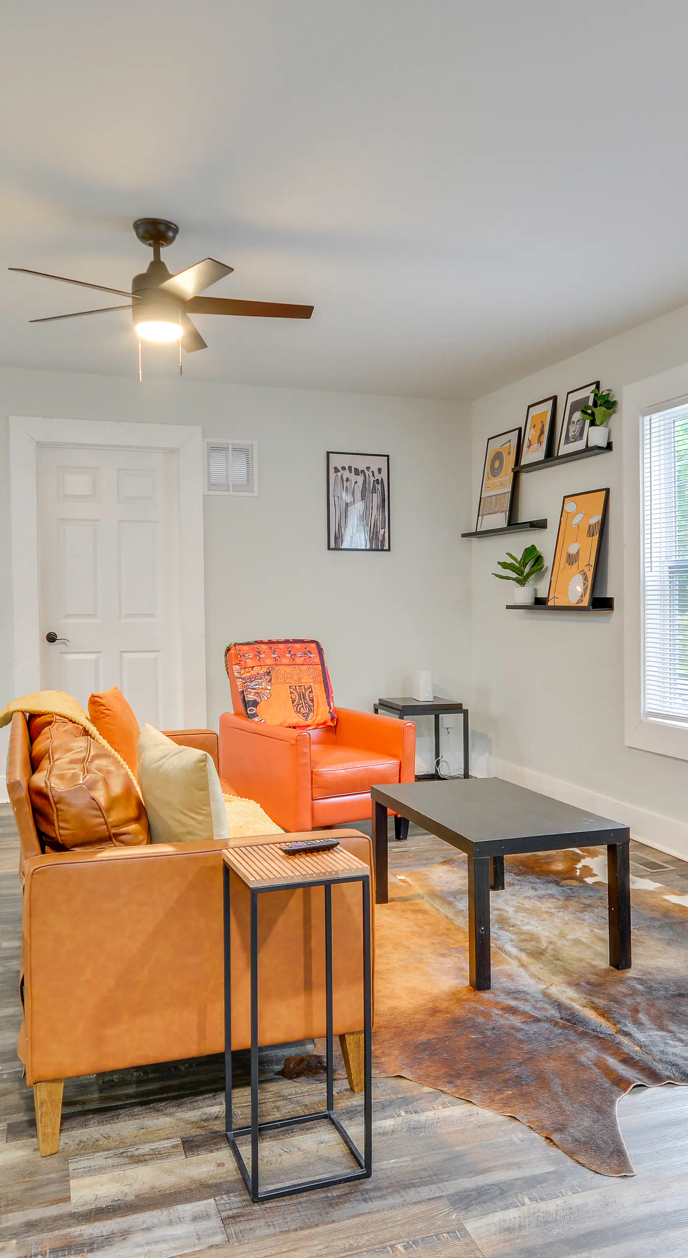Great for Groups! Greensboro Getaway, 1 Mi to Dtwn