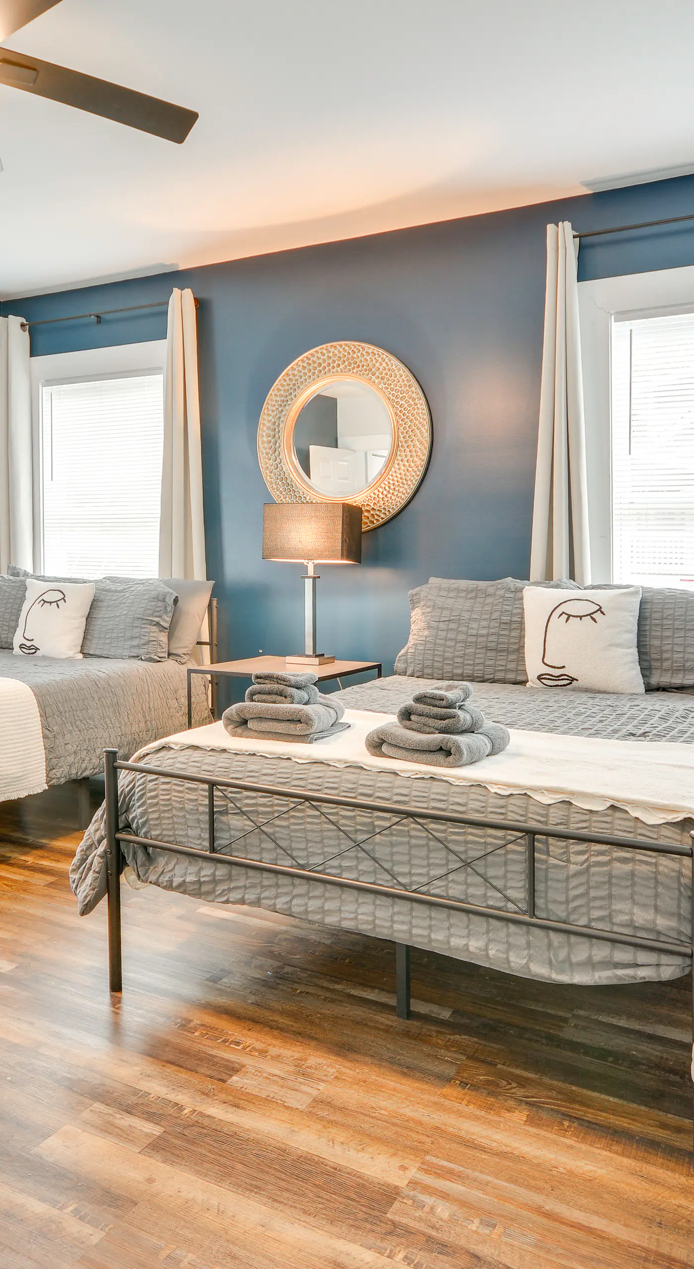 Great for Groups! Greensboro Getaway, 1 Mi to Dtwn