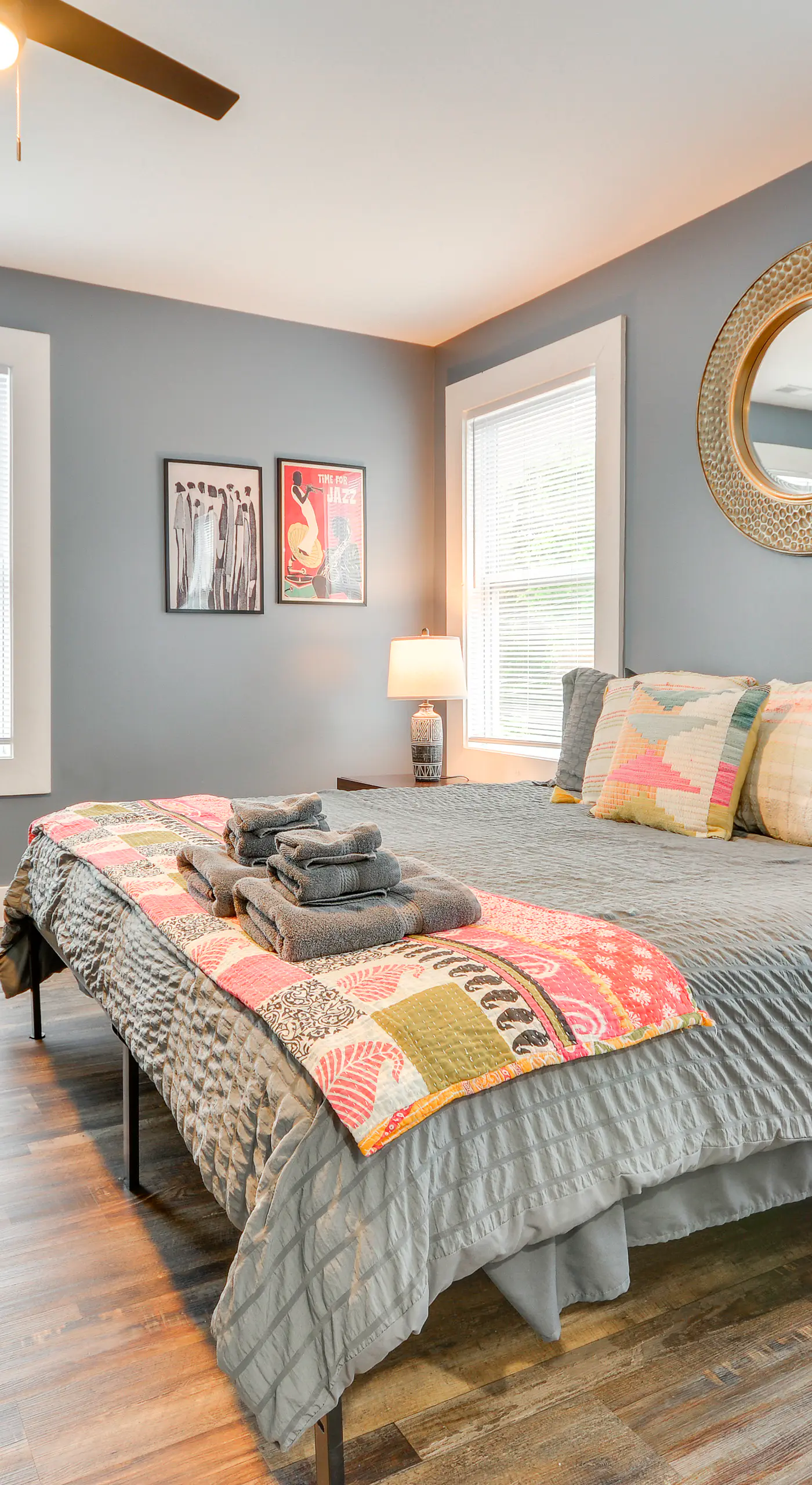 Great for Groups! Greensboro Getaway, 1 Mi to Dtwn
